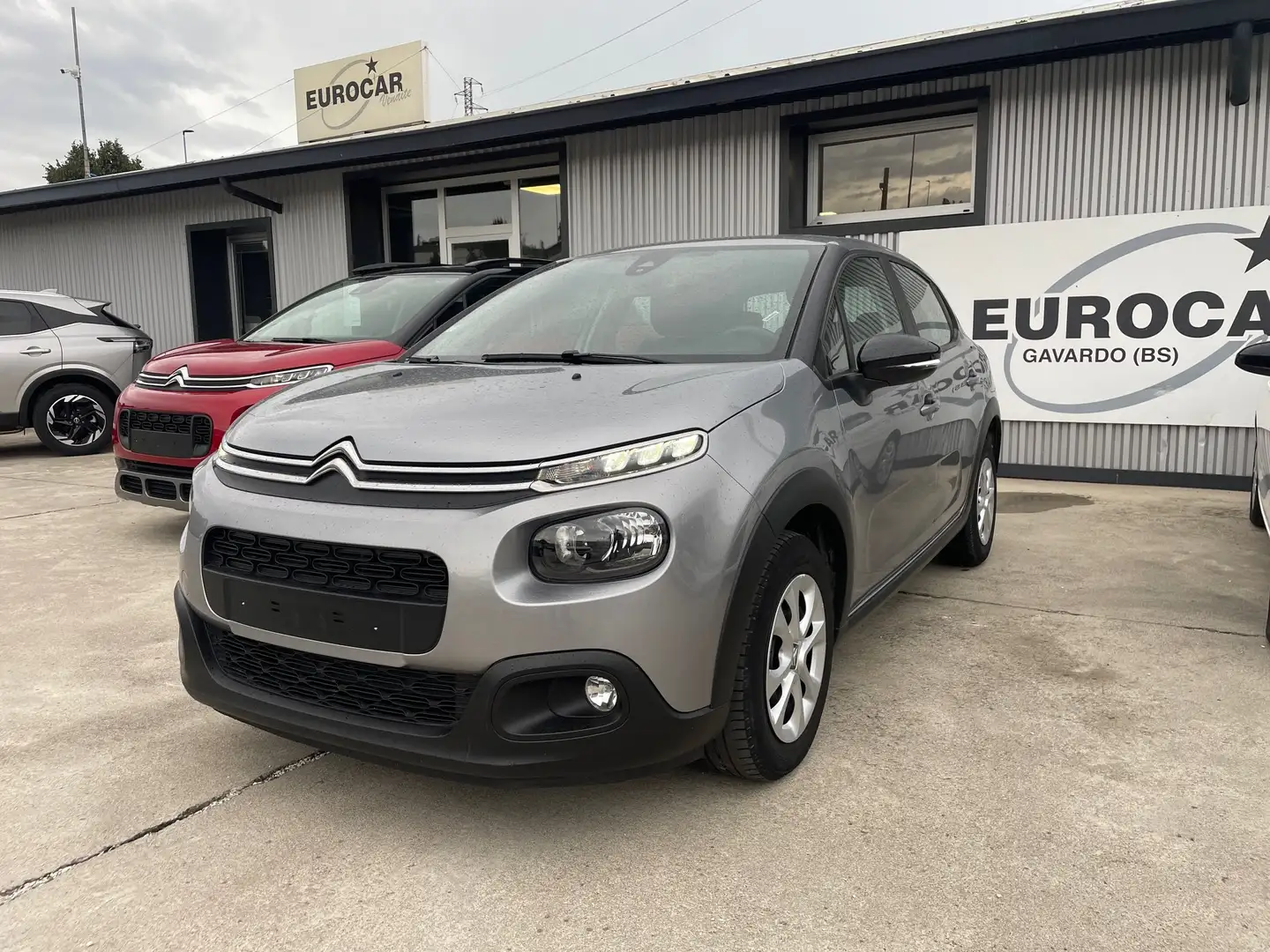 Citroen C3 1.2 puretech Live 82cv ok neopatentati Silber - 1