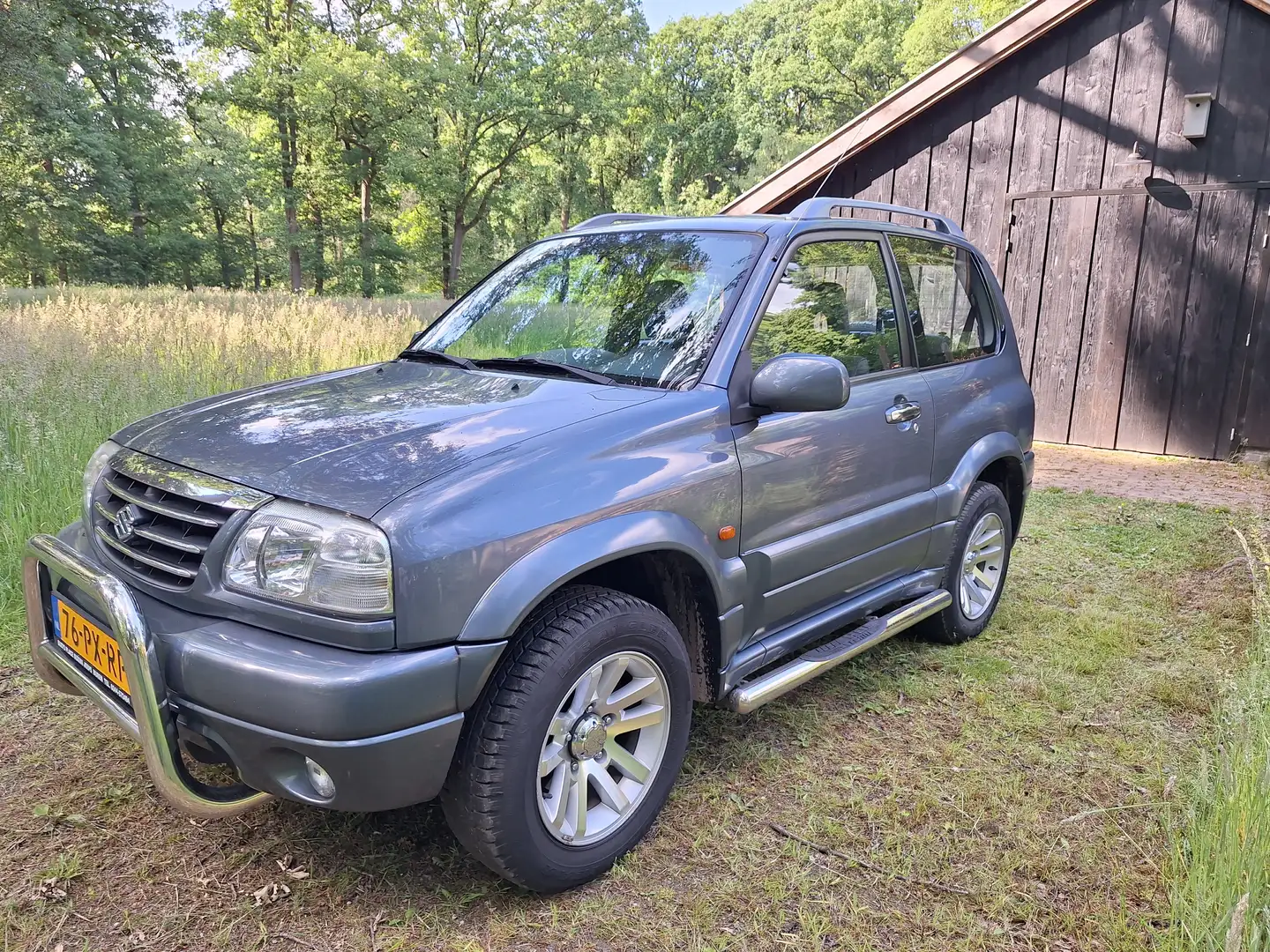 Suzuki Grand Vitara Grand Vitara 1.6 Metal T. Fr.St.3 Gris - 1