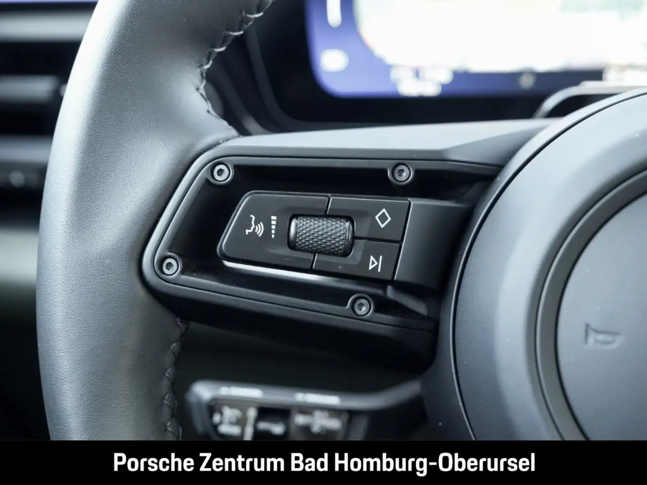 Porsche Macan 4 Head-Up Surround-View Luftfederung BOSE 13