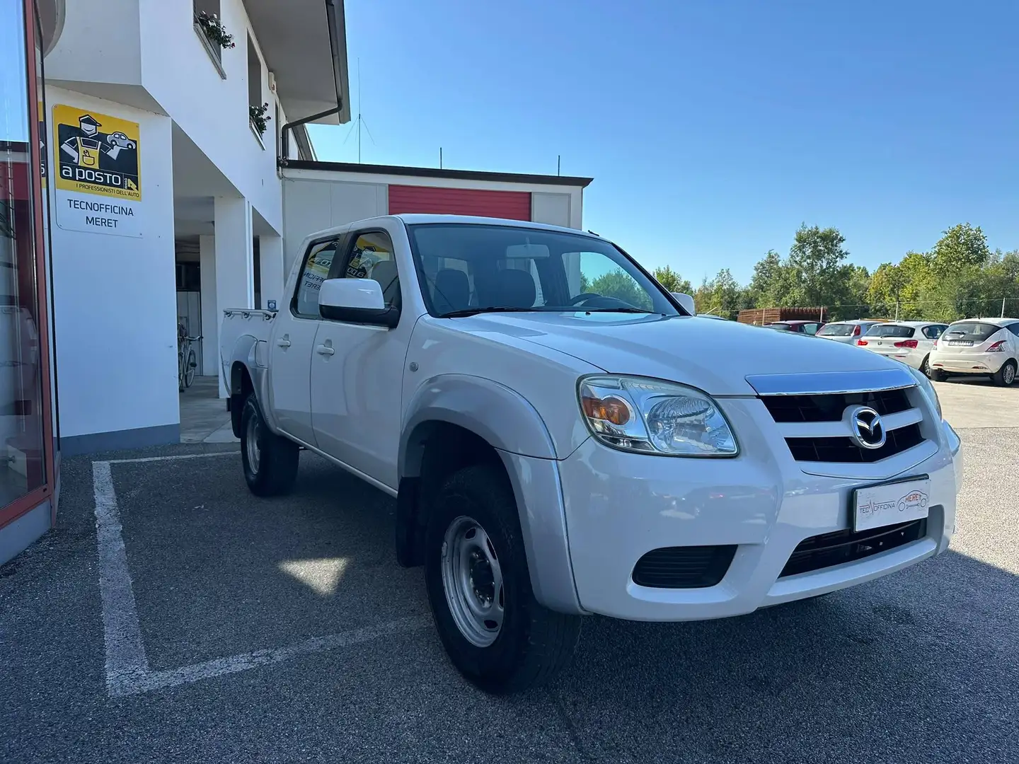 Mazda BT-50 Pick Up BT-50 2.5 td double cab Hot 143cv Weiß - 1