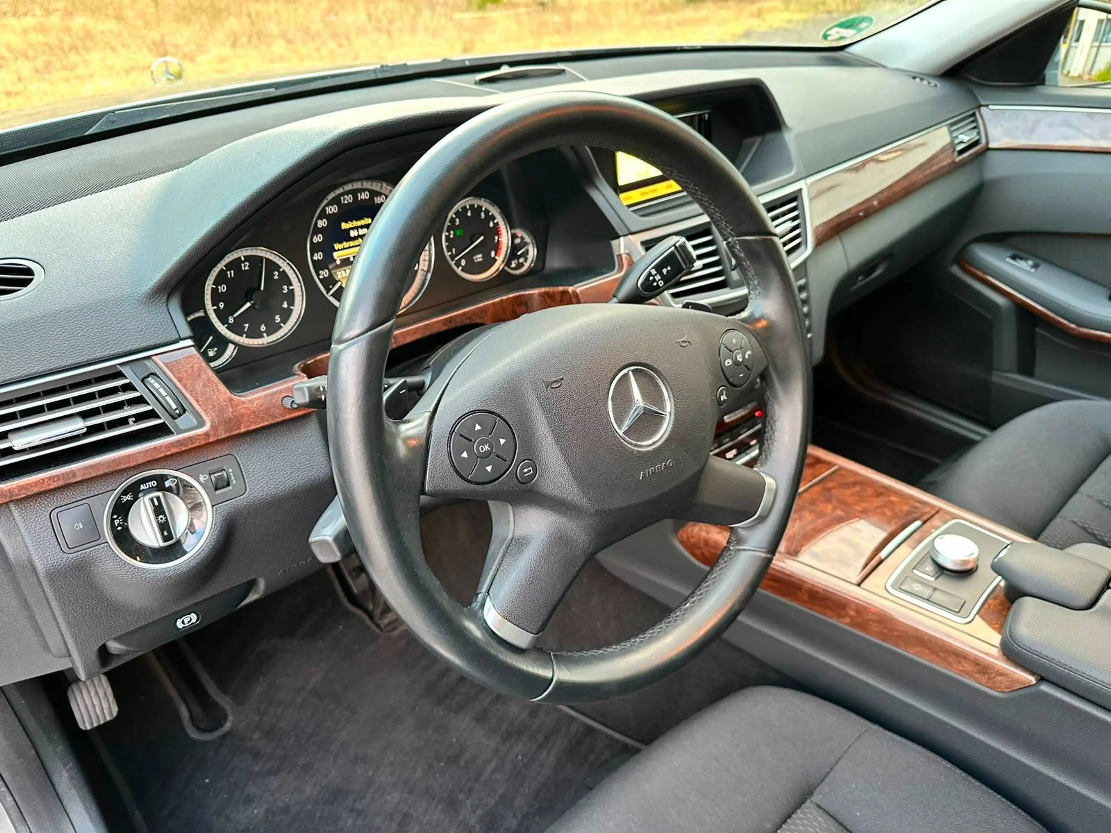 Mercedes-Benz E 350 E 350 CGI V6 *2.HAND*SCHECKHEFT*RENTNER*69TKM* — photo 7