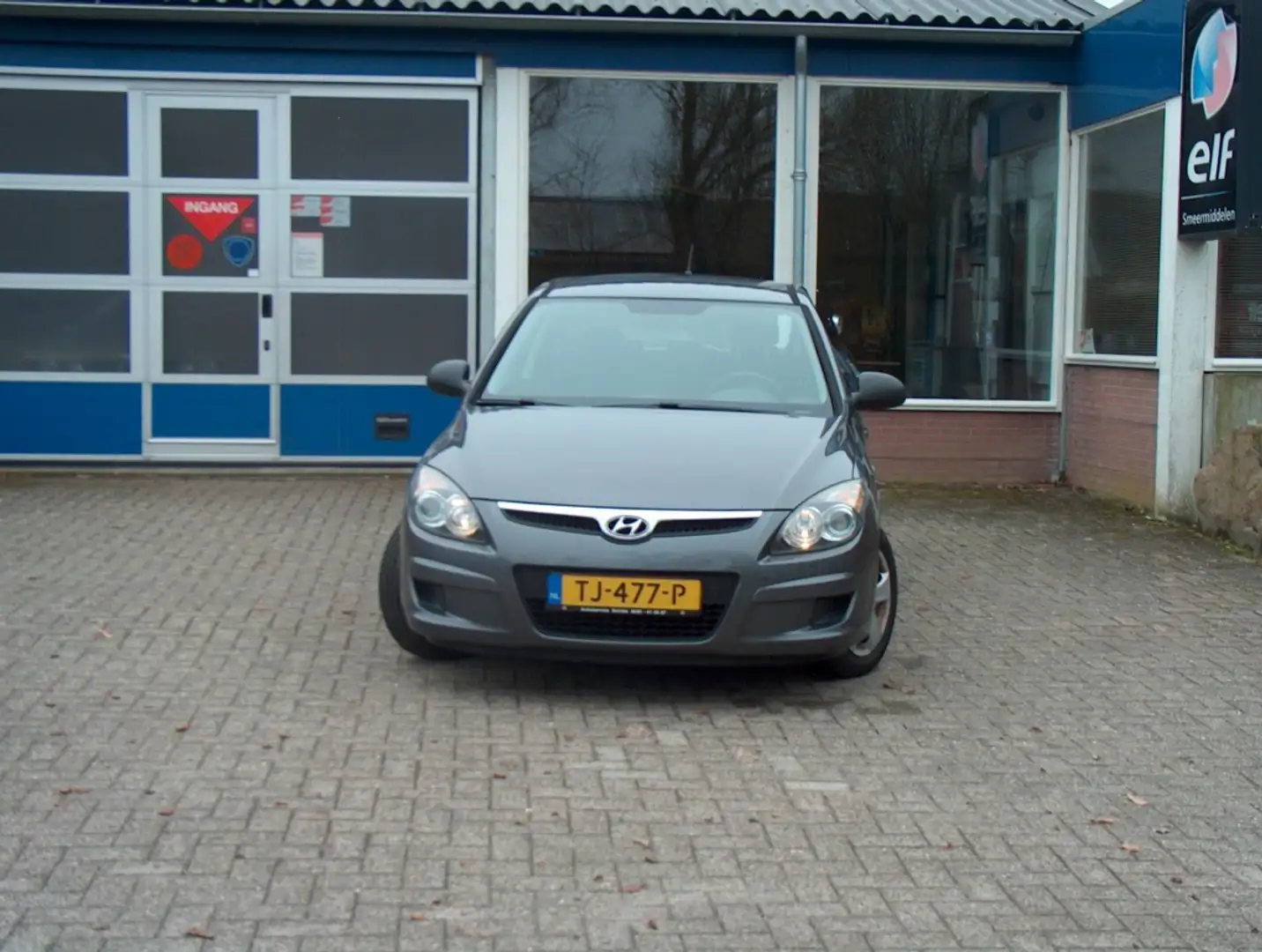 Hyundai i30 1.4i Active Cool Grau - 1