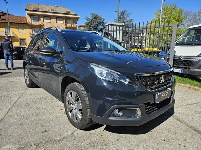 Peugeot 2008 view 3