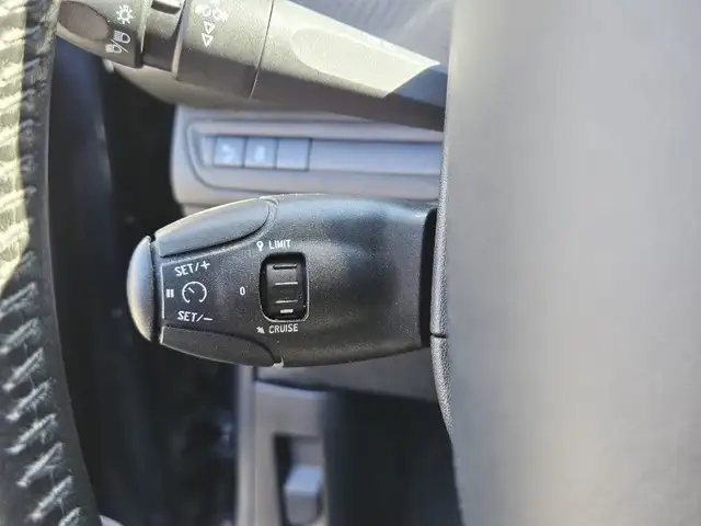 Peugeot 2008 view 8