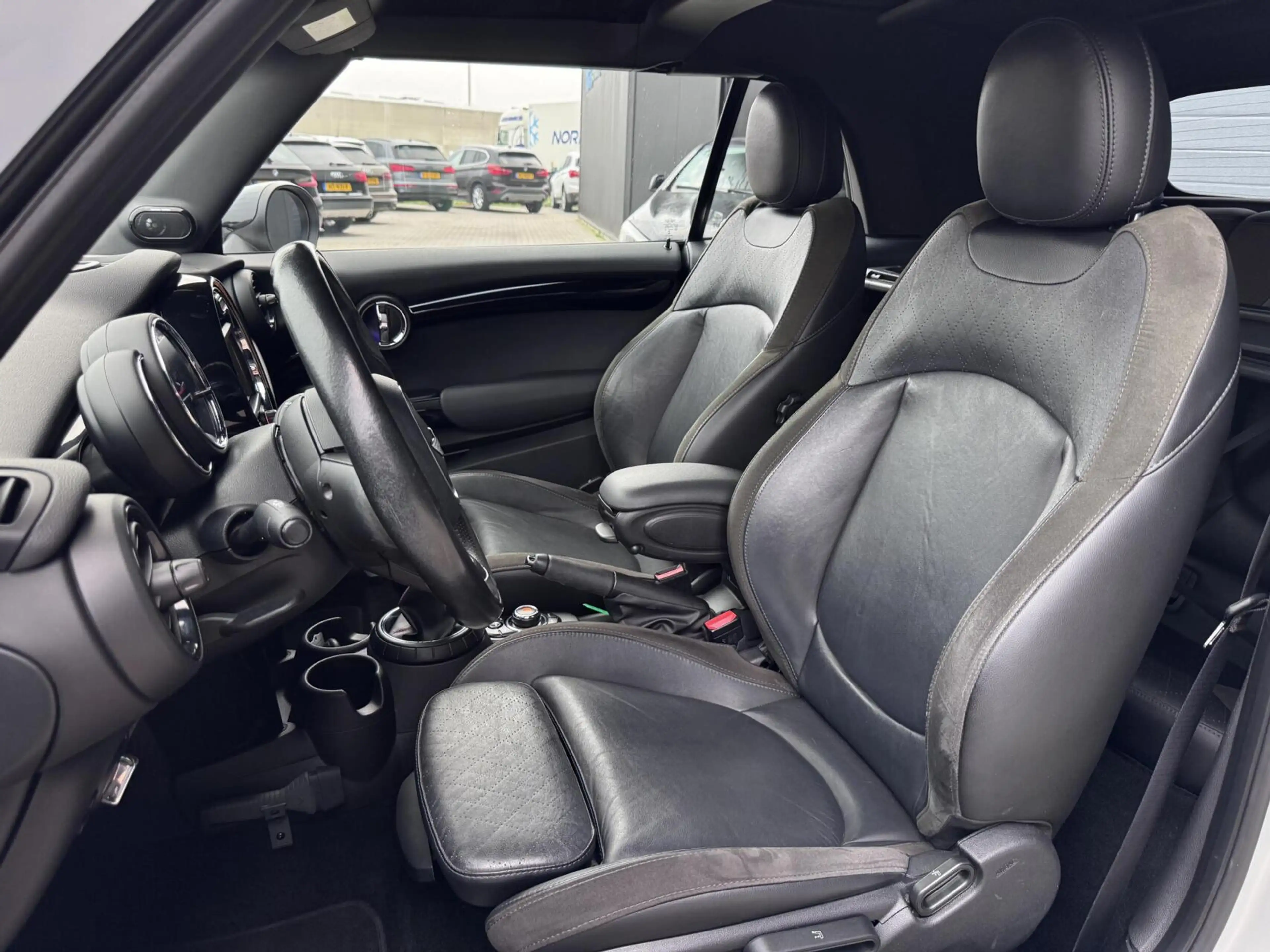 MINI Cooper Cabrio 1.5 Chili JCW PAKKET|NL AUTO|HARMAN KARDON — photo 7