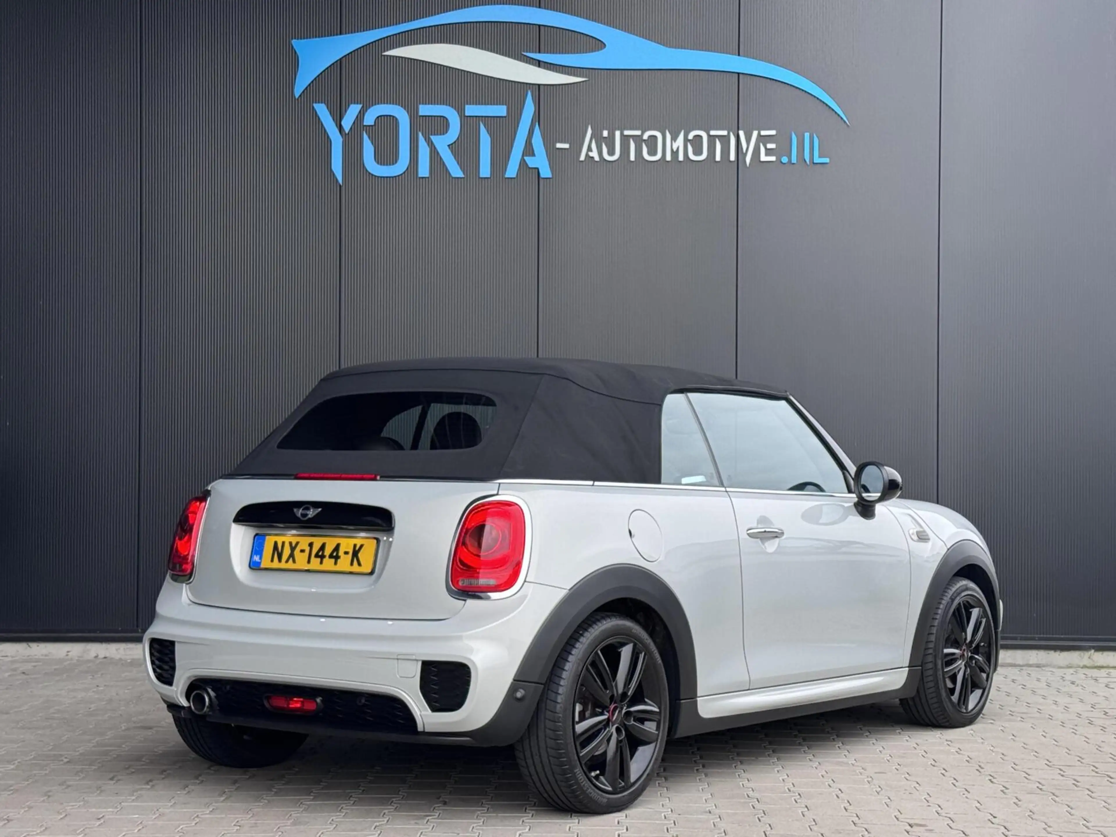 MINI Cooper Cabrio 1.5 Chili JCW PAKKET|NL AUTO|HARMAN KARDON — photo 3