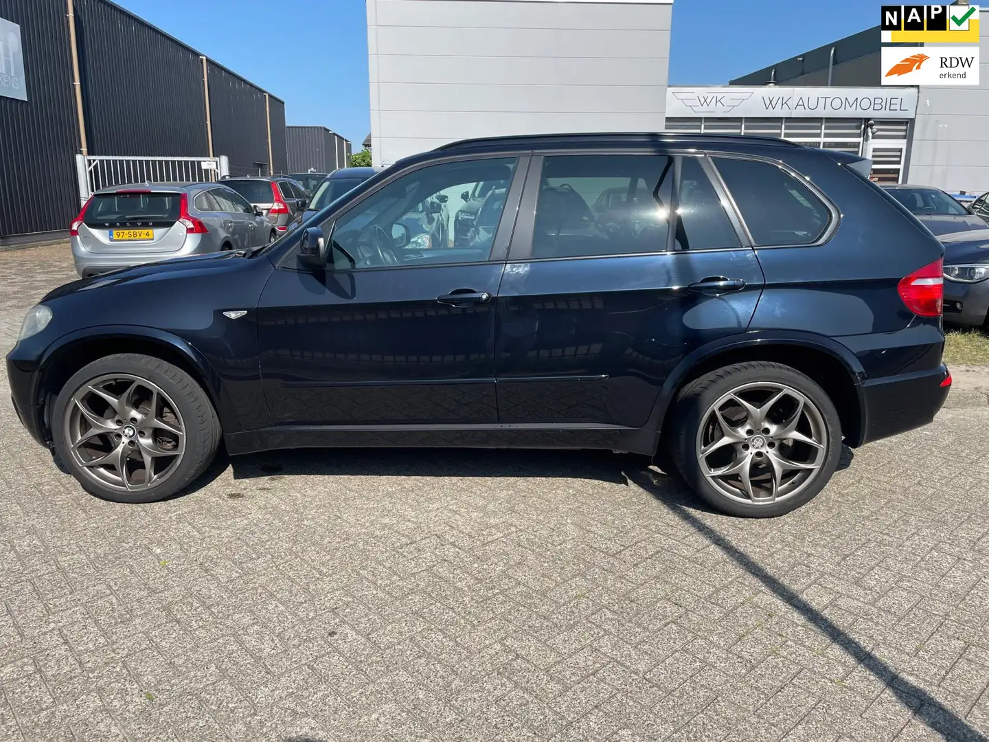 BMW X5 XDrive30d High Executive M Pakket Export prijs €99 Zwart - 1