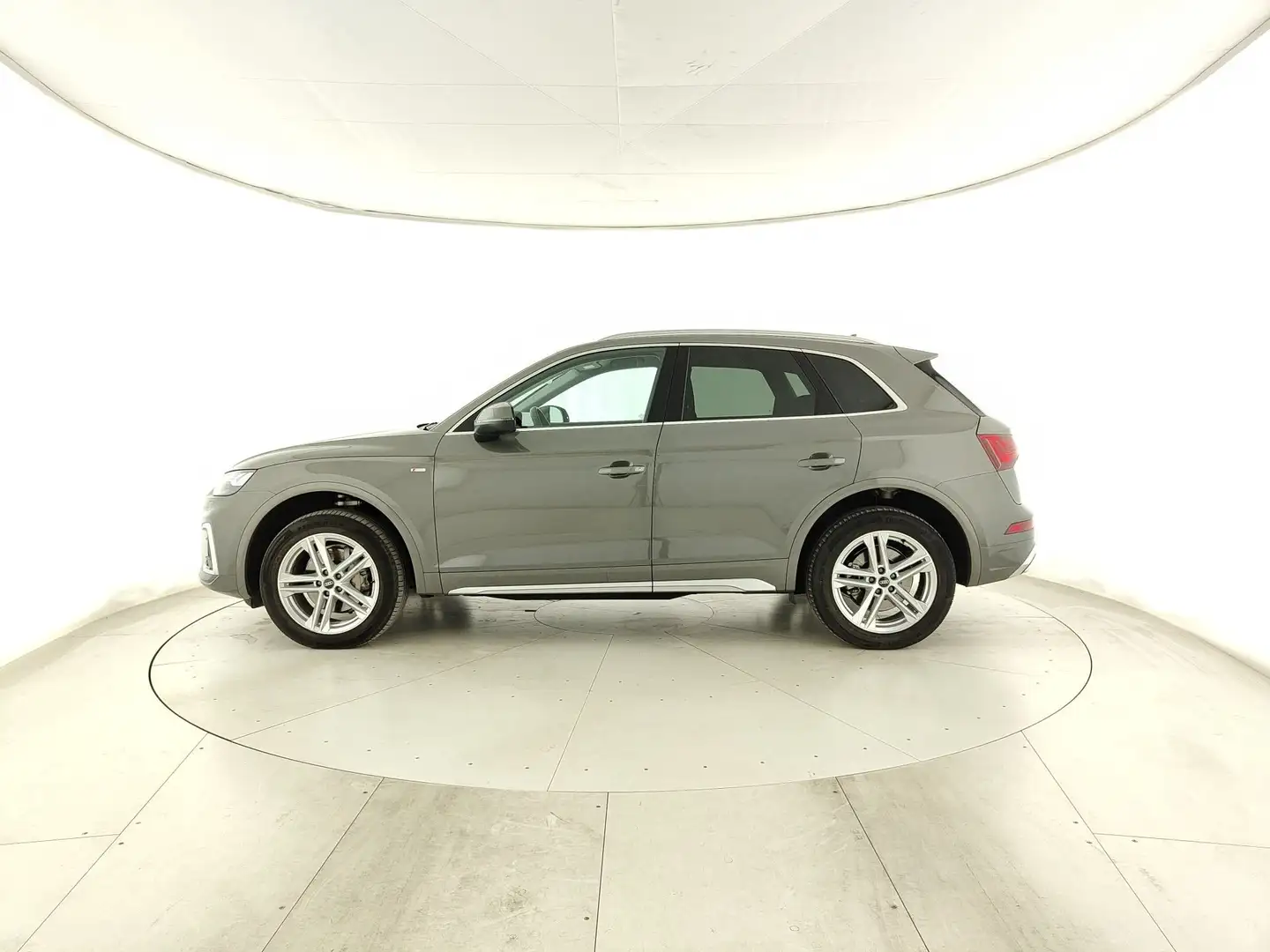 Audi Q5 40 TDI 204 CV quattro S tronic S line - MATRIX+RE Grigio - 2