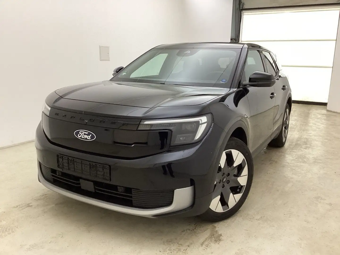 Ford Explorer Premium AWD 79 KWH/WÄRMEPUMPE/PANO/AGR Schwarz - 2
