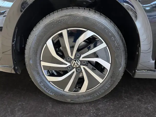 Volkswagen Polo view 15