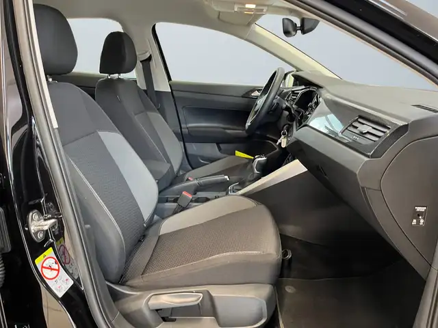 Volkswagen Polo view 10