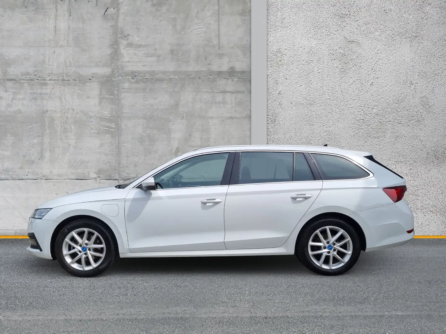 Skoda Octavia Combi 1.4 iV DSG Style HYBRID VIRTUAL HuD ACC Weiß - 2