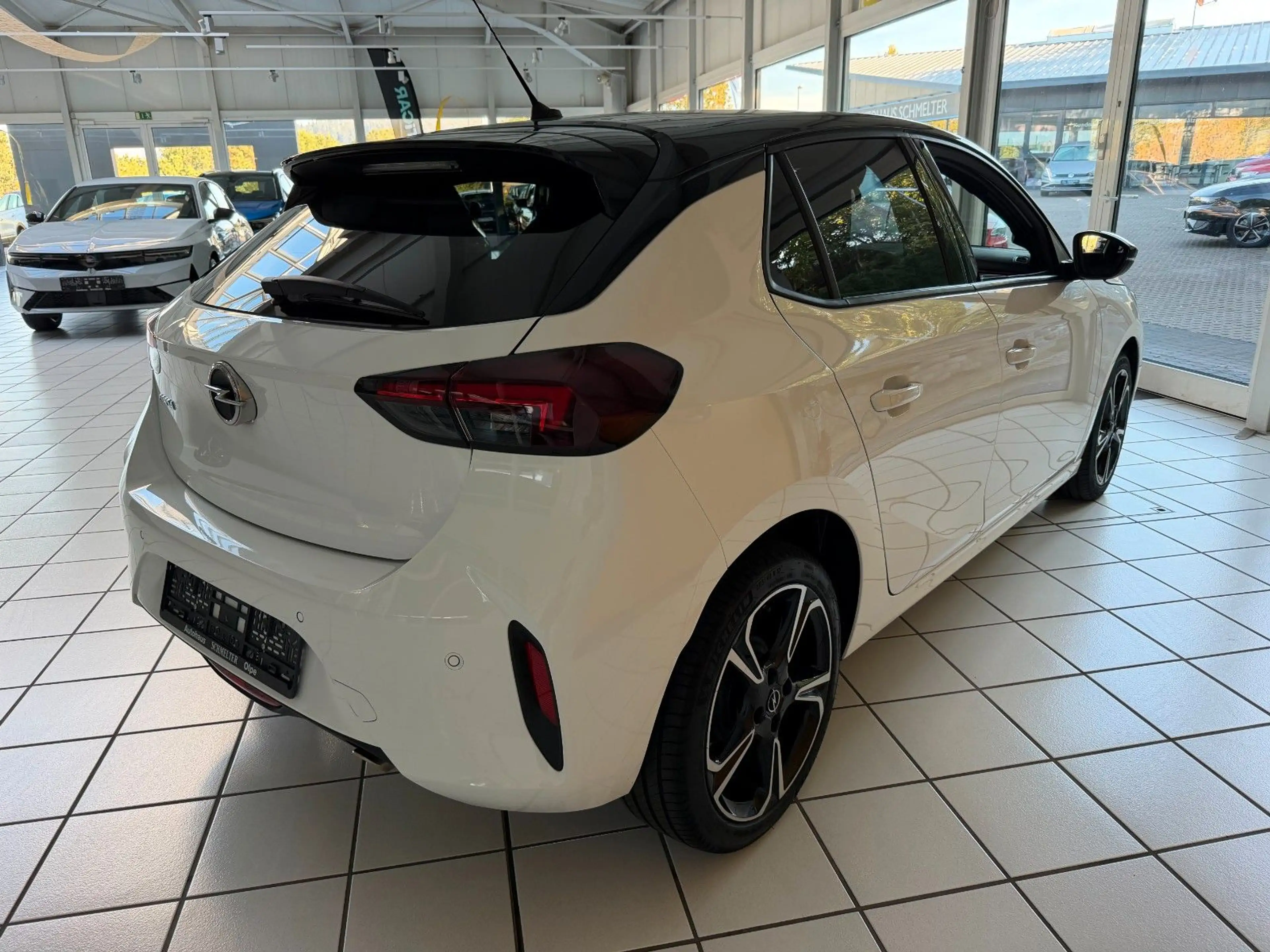 Opel Corsa F GS Navi über Handy+LED+Kamera — photo 2