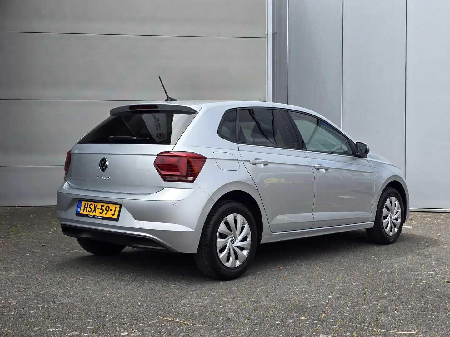 Volkswagen Polo 1.0 TSI Comfortline Grijs - 2