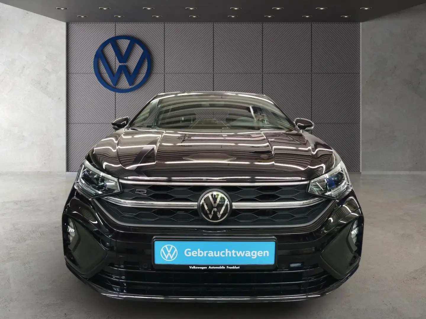 Volkswagen Taigo 1.0 TSI DSG R-Line Navi IQ.Light DAB+ Fron Zwart - 2