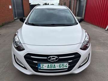 i30 1.6 CRDi Blackline