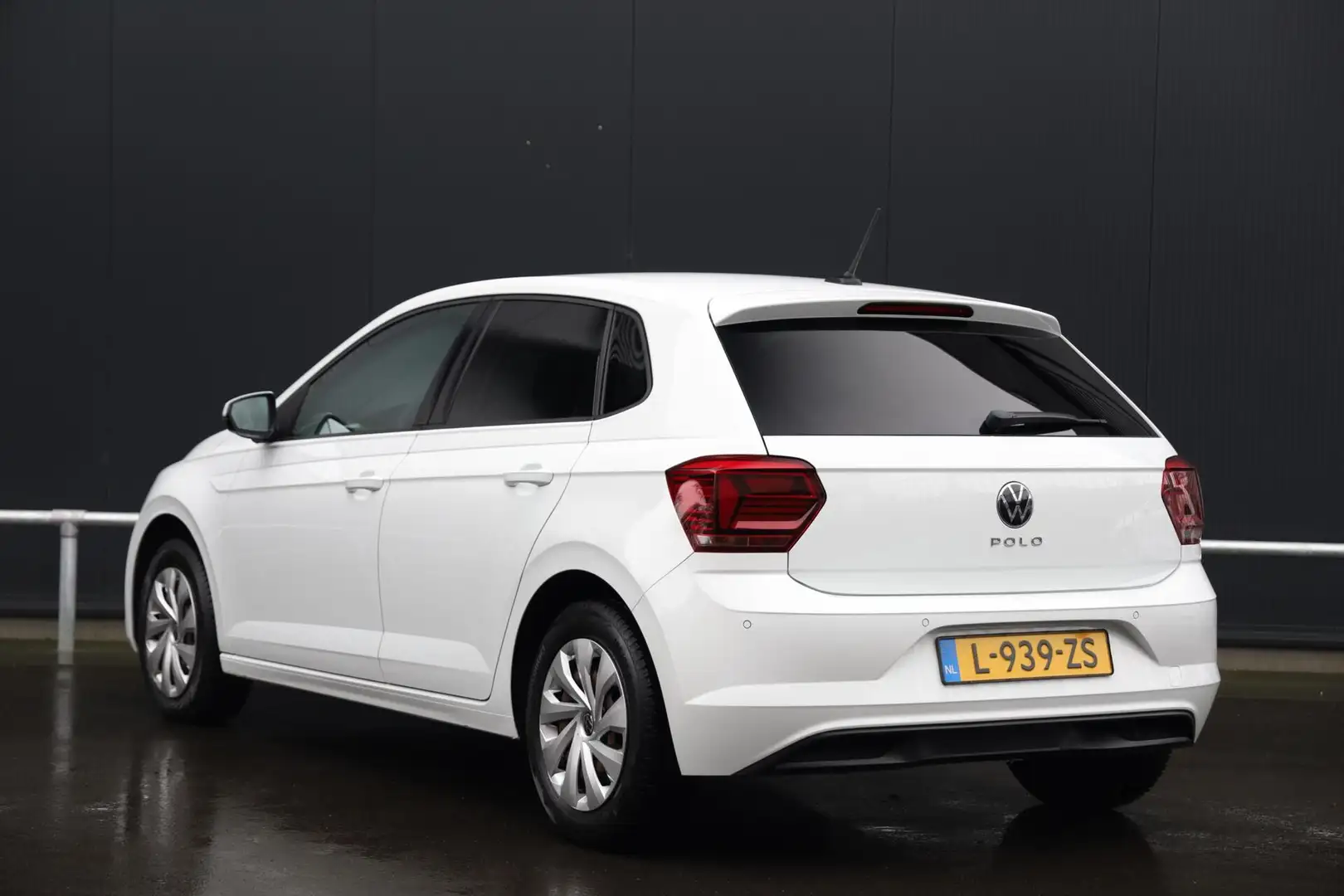 Volkswagen Polo 1.0 TSI 95pk Comfortline Navi Airco ACC CarPlay Pa Blanc - 2