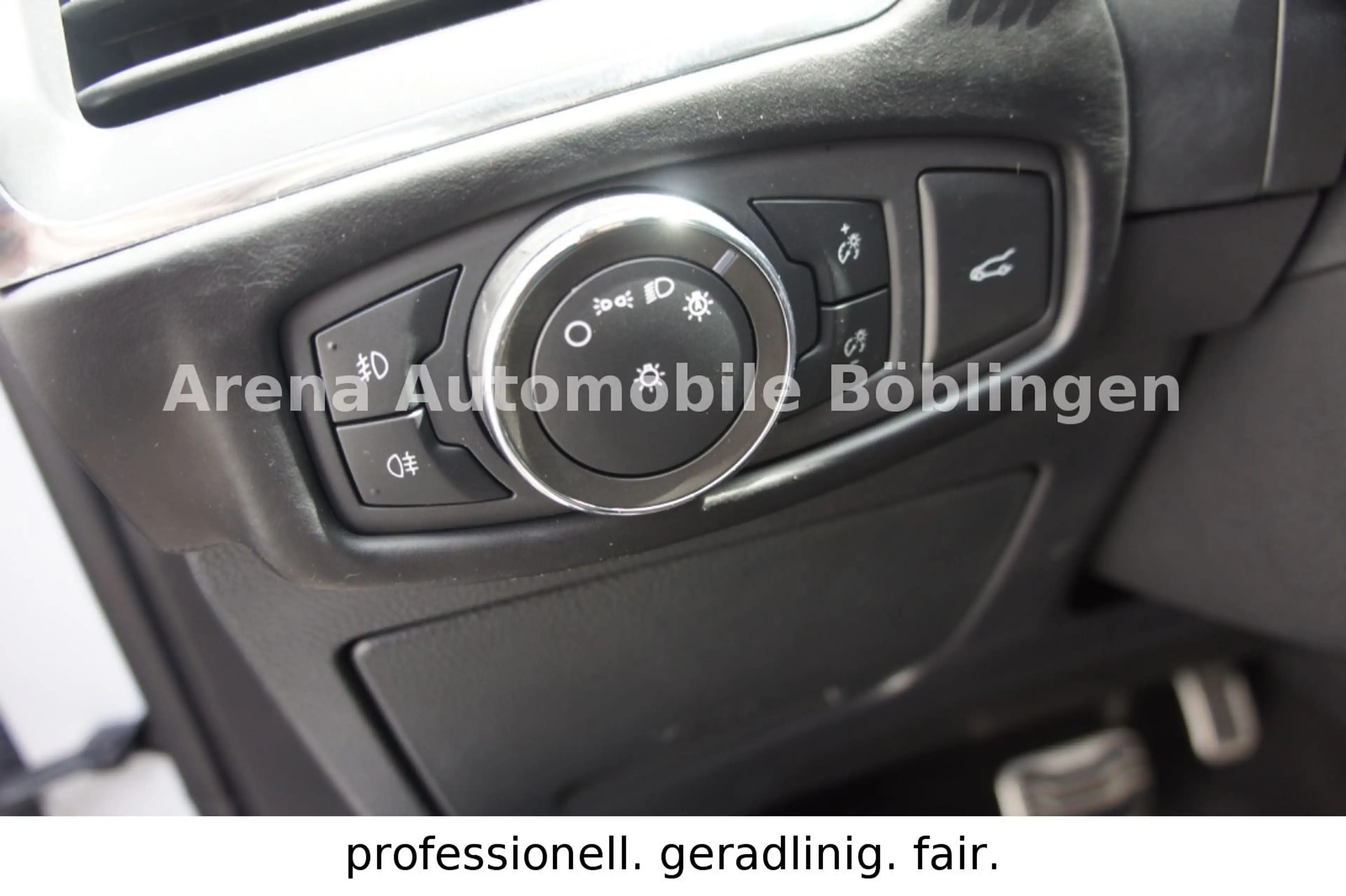 Ford S-Max 2.0 EcoBlue Automatik Vignale*AHK*LED*7-Si — photo 23
