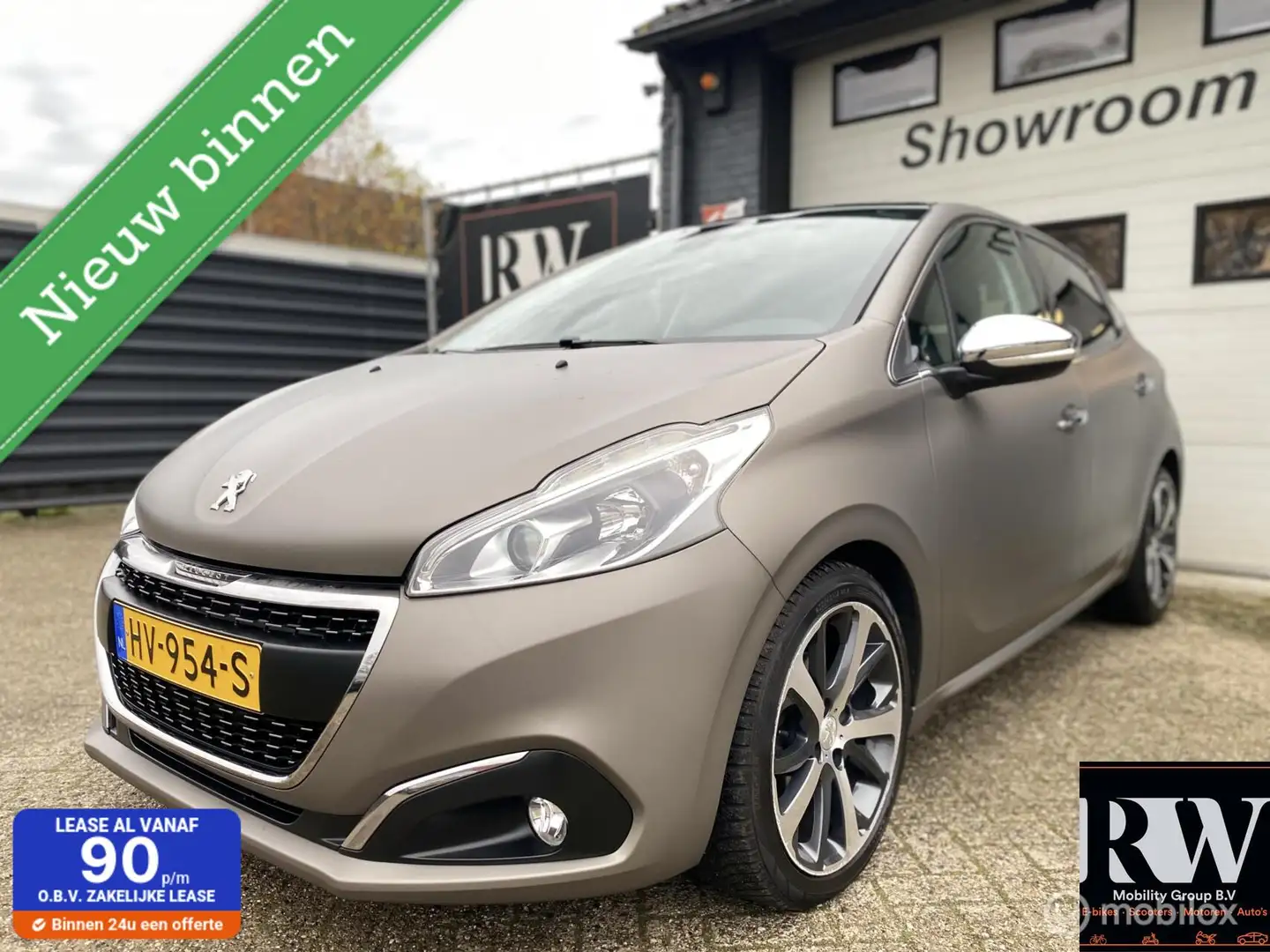 Peugeot 208 1.2 PureTech *110PK*LEDER*STOELVERWARMING*CRUISE Gris - 1