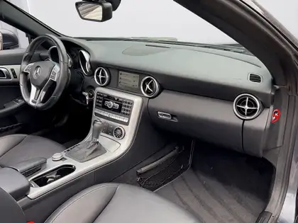 Annonce voiture d'occasion Mercedes-Benz SLK 200 - CARADIZE