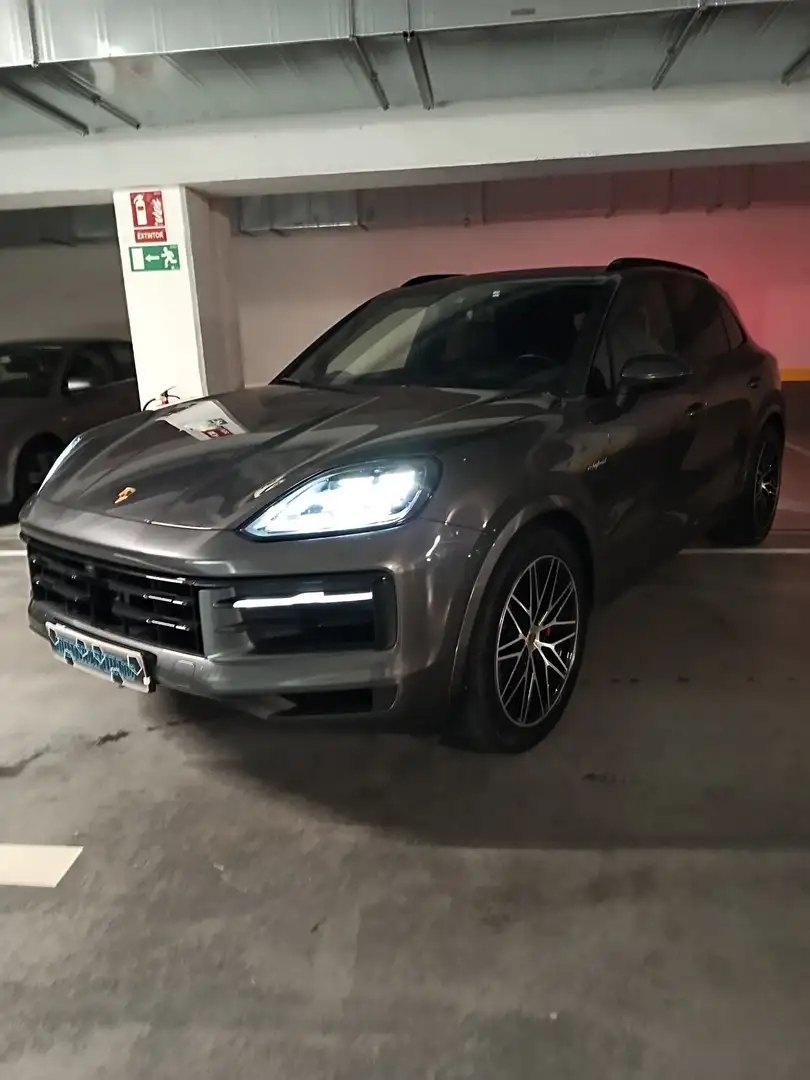 Porsche Cayenne S E-Hybrid Aut. - 2