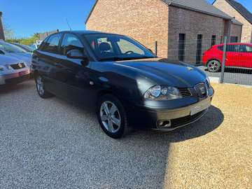 Cordoba 1.4 TDi //1 ERE MAIN//CARNET D'ENTRETIEN