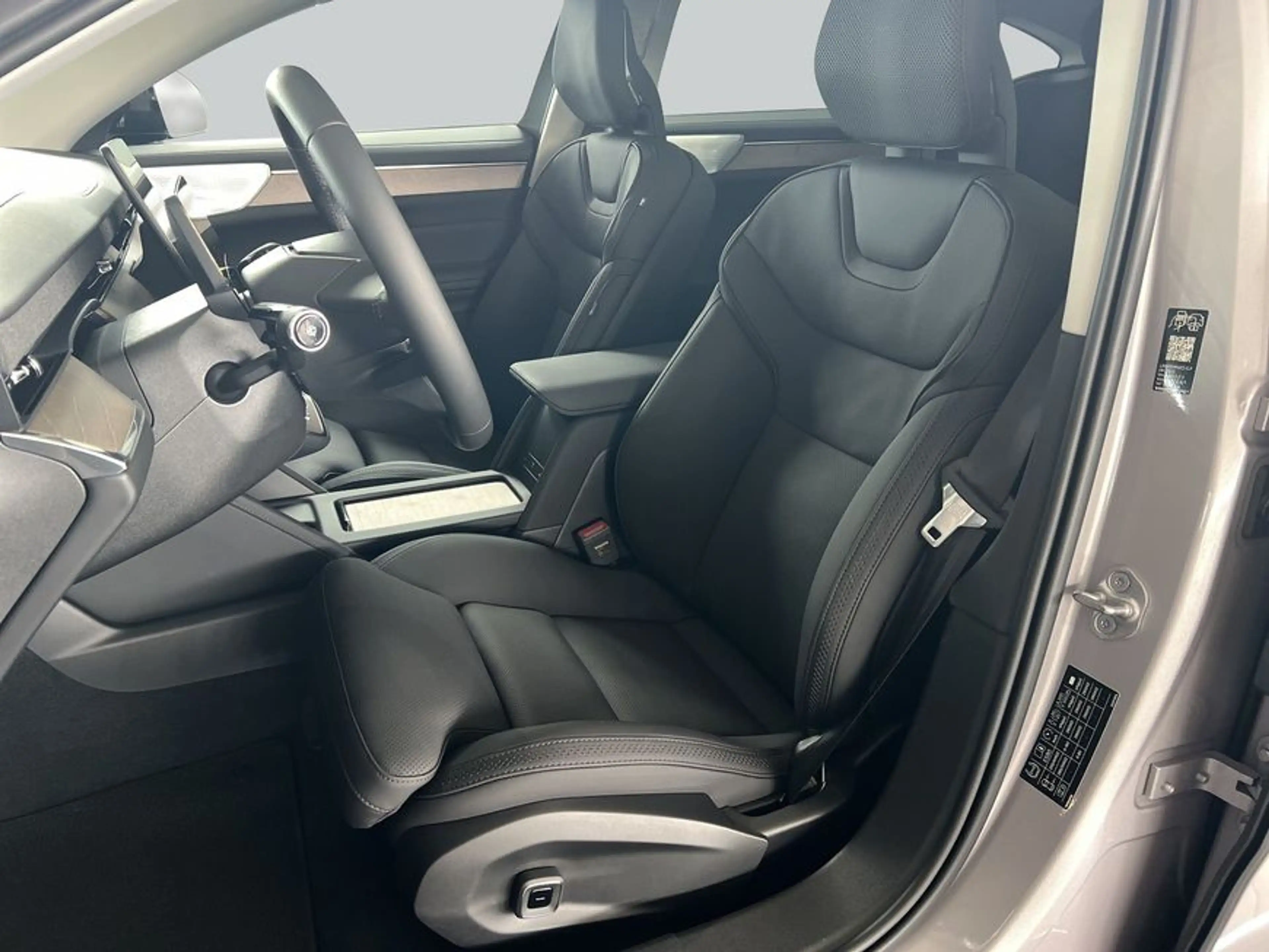 Volvo ES90 Single Motor Extended Range ULTRA Lidar B&W 2 — photo 11
