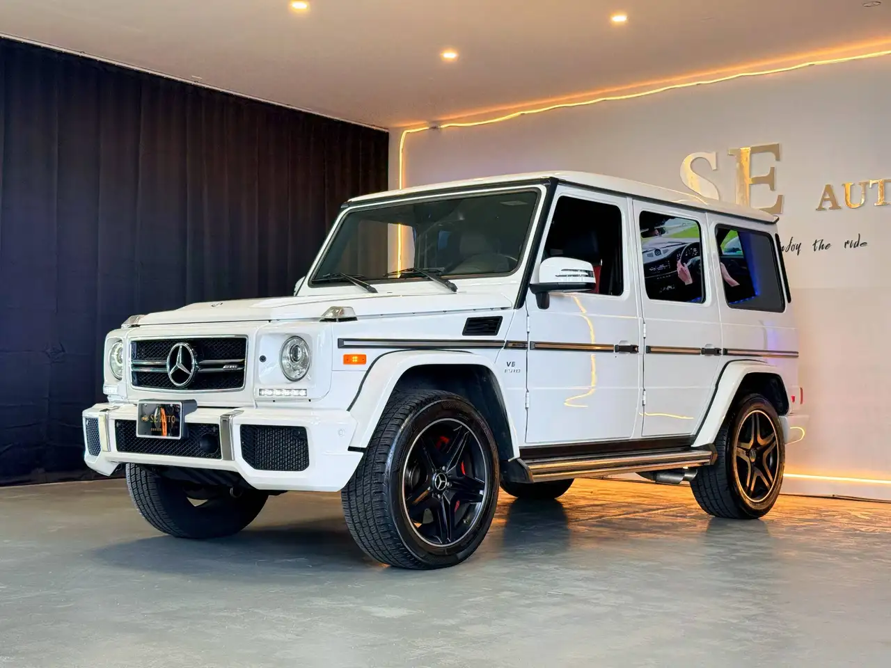 Mercedes-Benz G-Class снимка Mercedes-Benz G-Class