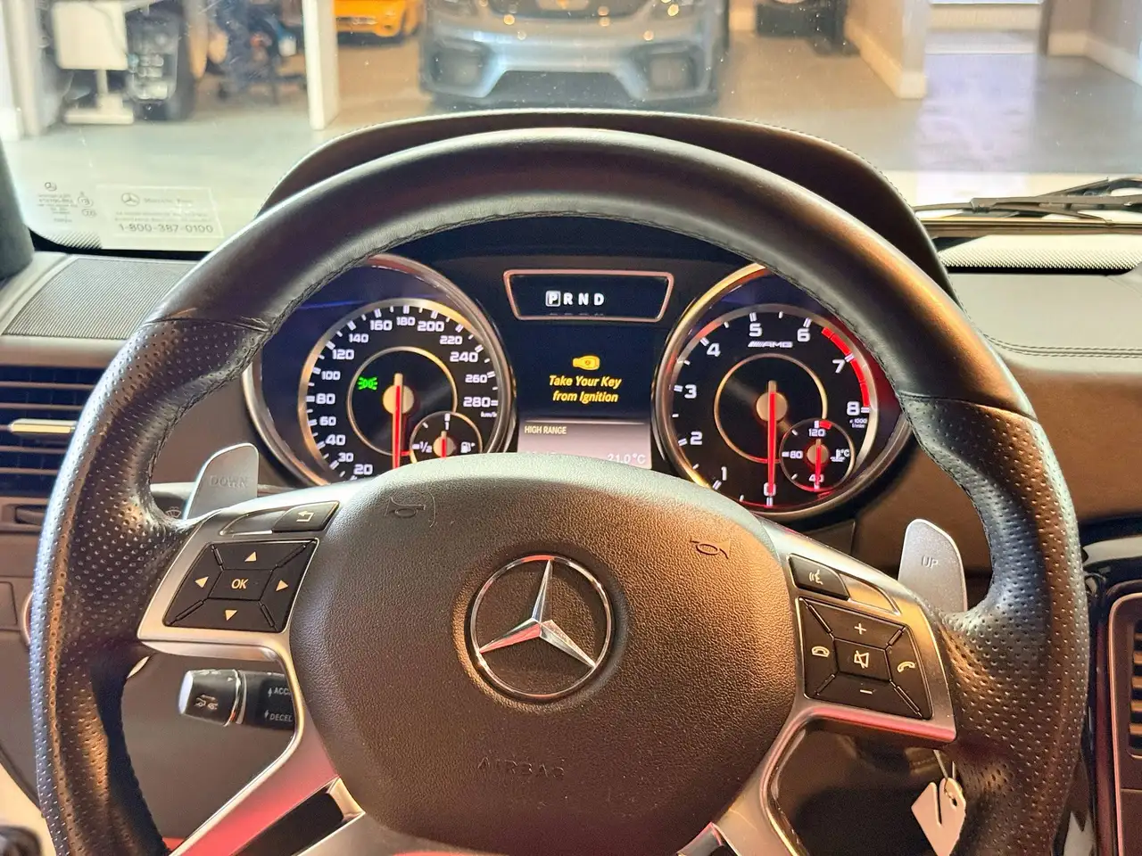 Mercedes-Benz G-Class снимка Mercedes-Benz G-Class