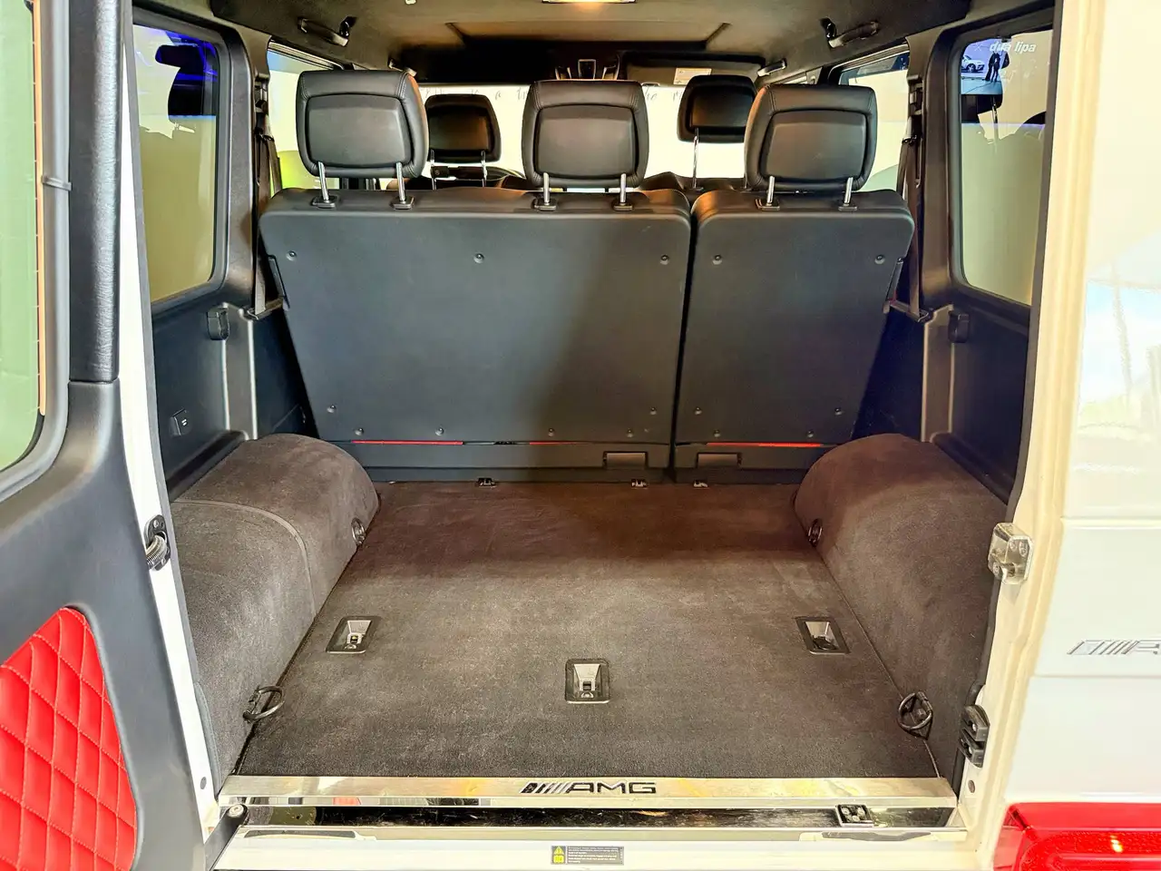 Mercedes-Benz G-Class снимка Mercedes-Benz G-Class