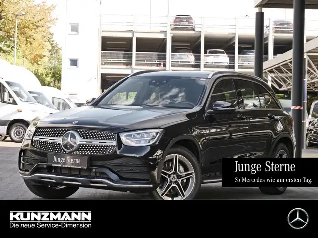Mercedes-Benz GLC 300 4M AMG Panorama Head Up Burmester Kamera