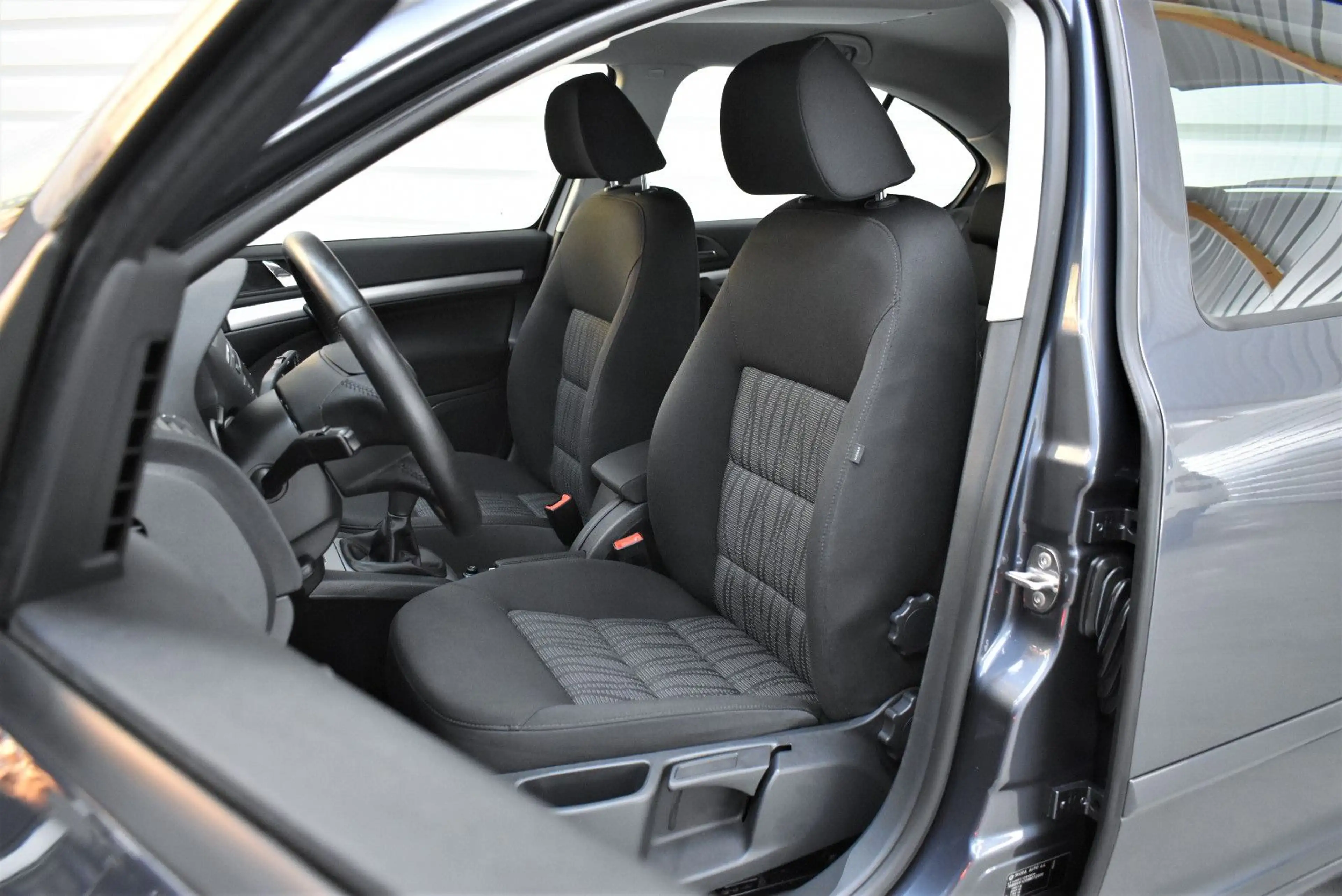 Skoda Octavia 1.8 TSI Elegance+Nur.26.500km+SHZ-PDC — photo 8