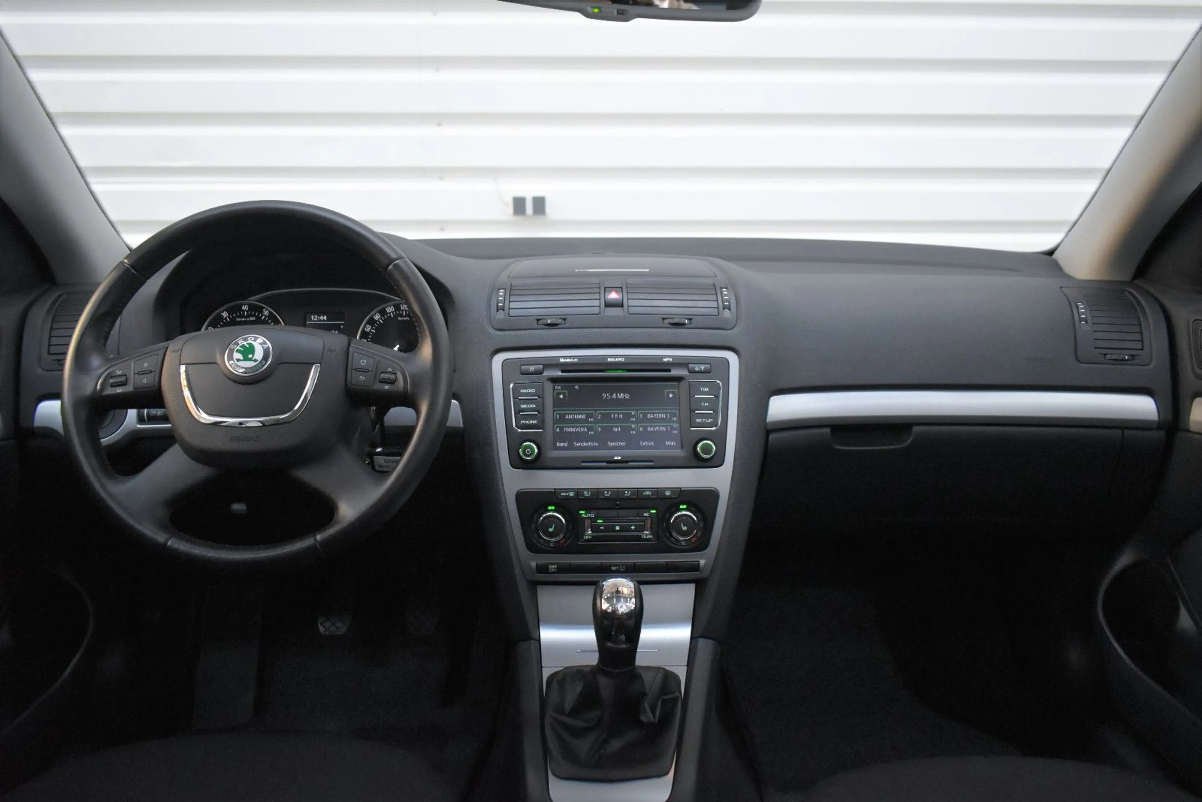 Skoda Octavia 1.8 TSI Elegance+Nur.26.500km+SHZ-PDC — photo 15