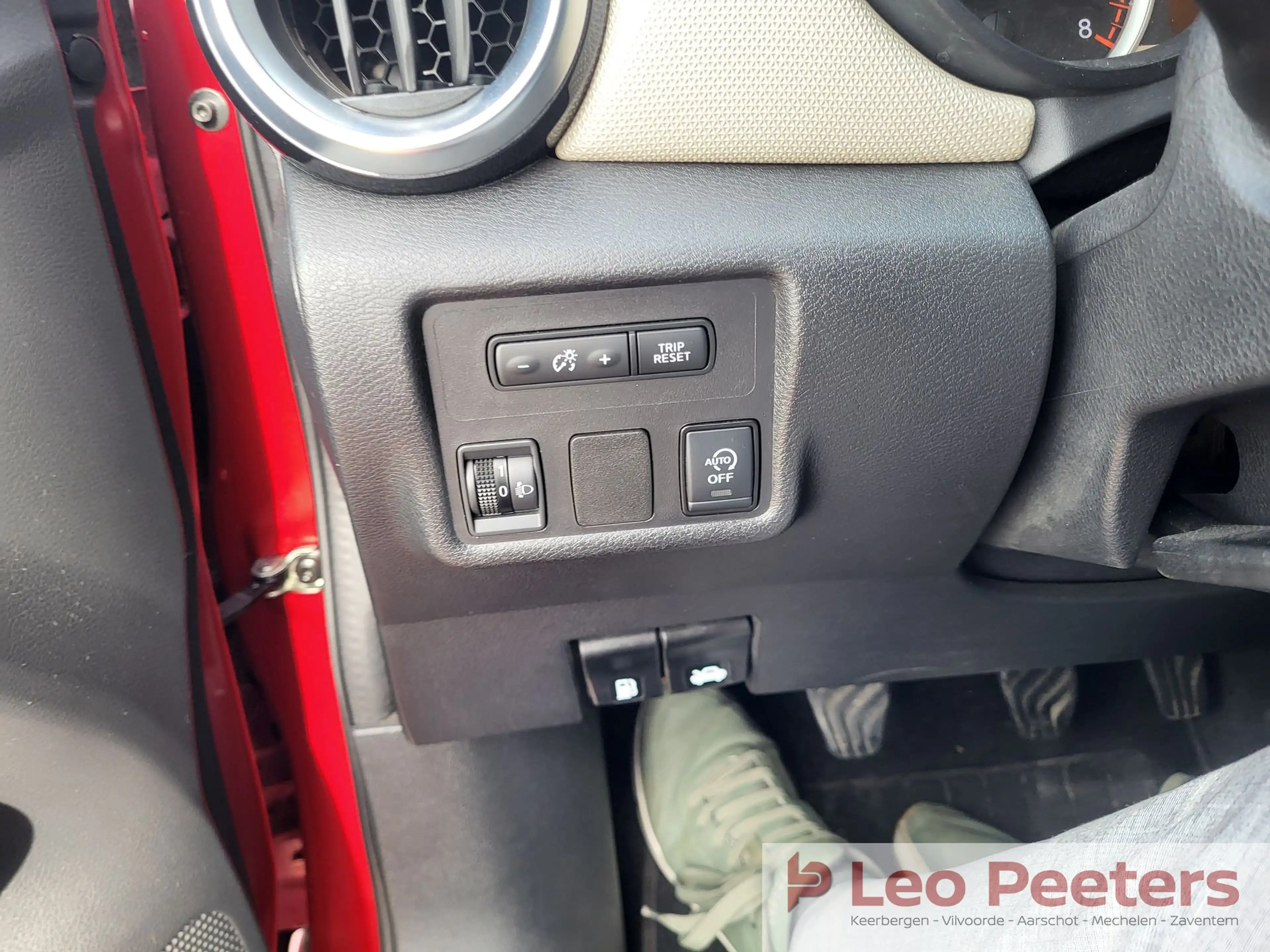 Nissan Micra DIG-T N-Connecta — photo 15