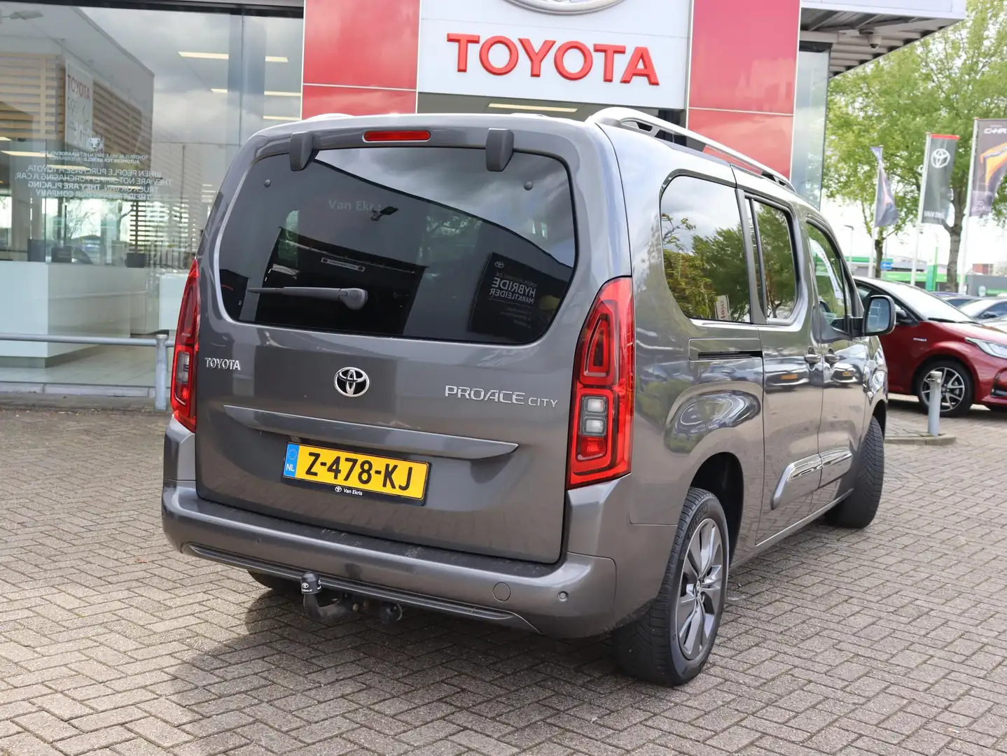 Toyota Proace City Verso 1.2 Turbo Active Long 7-Persoons, Trekhaak Grey - 2