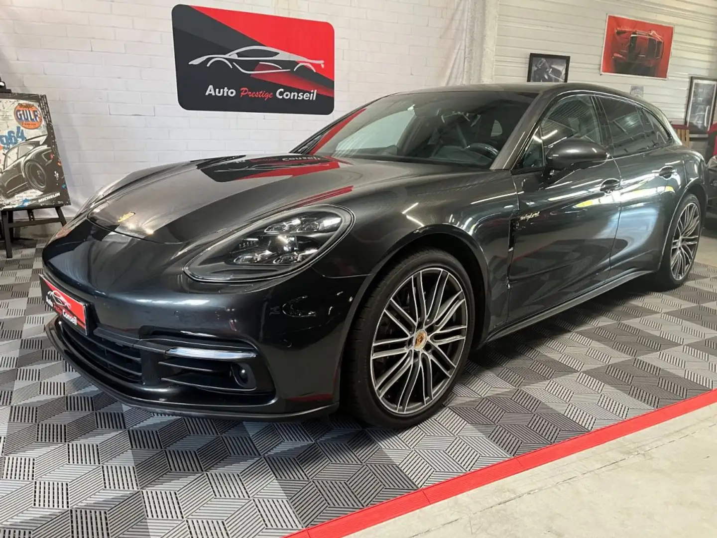 Porsche Panamera 4 V6 3.0 462 Hybrid Sport Turismo PDK Сірий - 2
