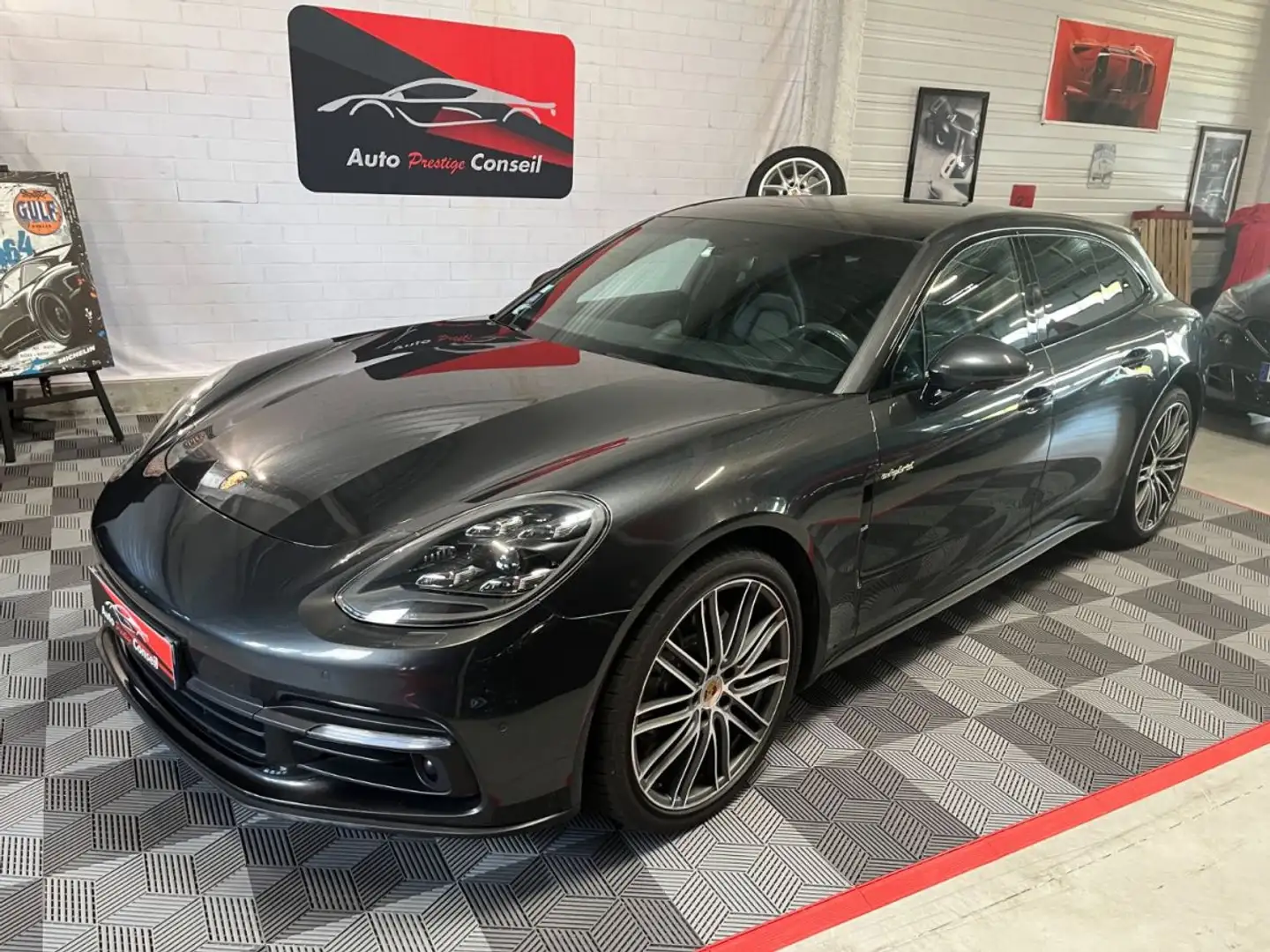 Porsche Panamera 4 V6 3.0 462 Hybrid Sport Turismo PDK Сірий - 1