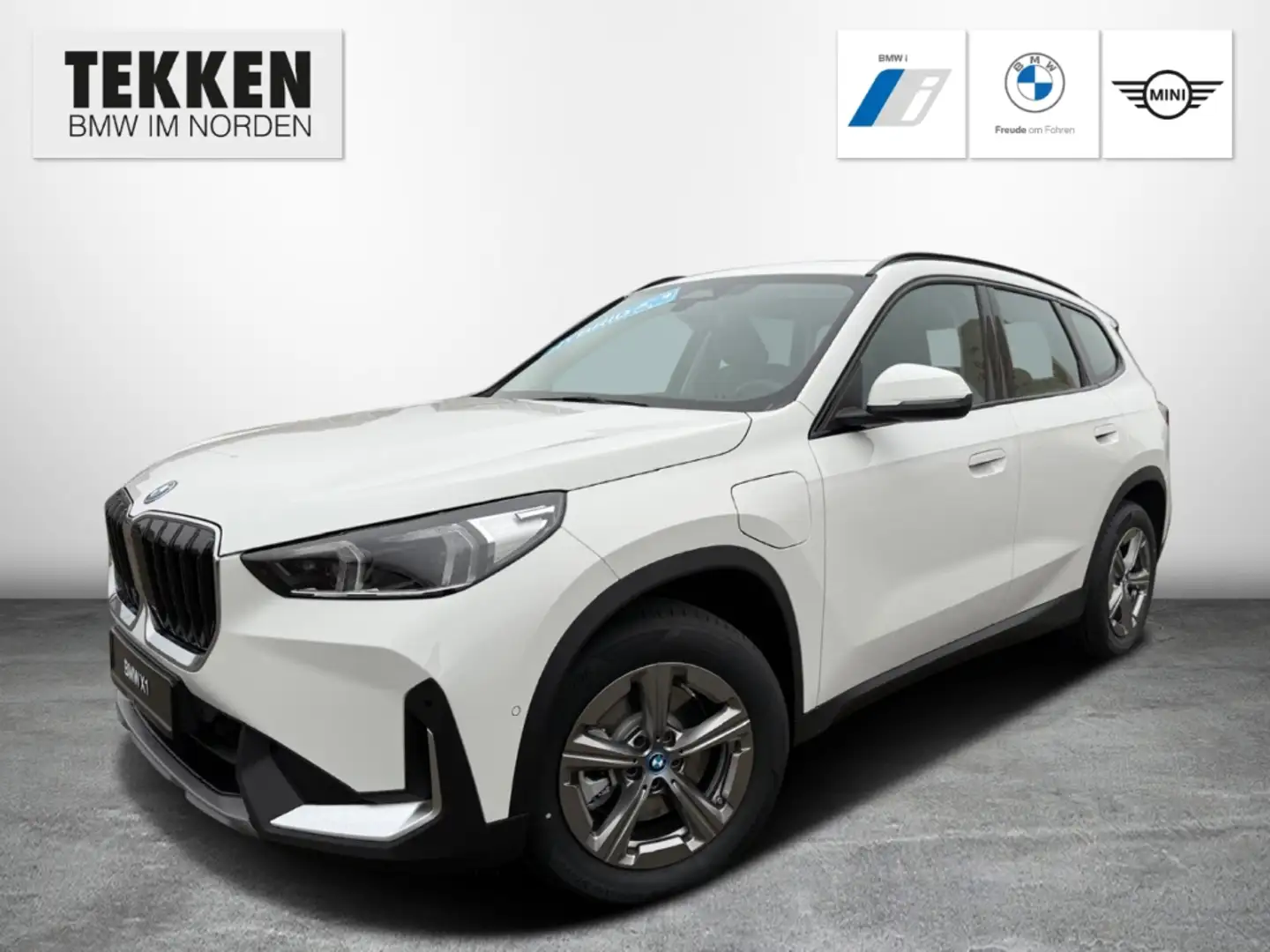 BMW X1 xDrive25e/Premiumpaket/Fernlichtassistent Weiß - 1