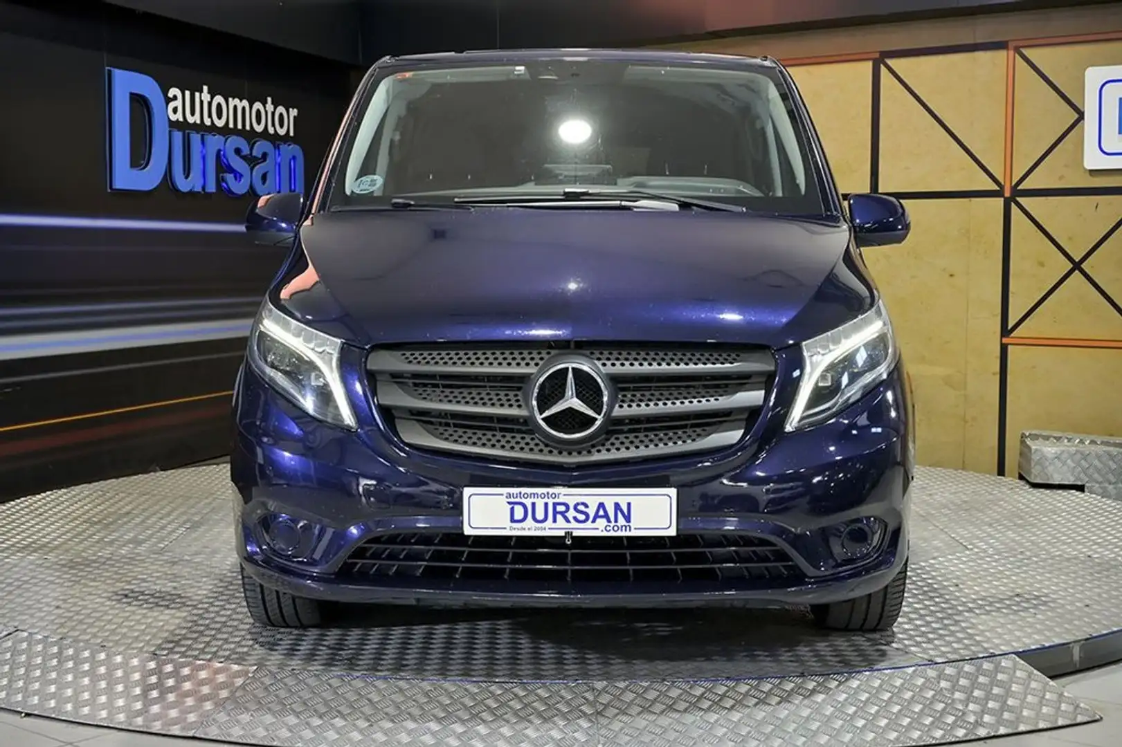 Mercedes-Benz Vito 114CDI AT 100kW Tourer Base Larga Azul - 2