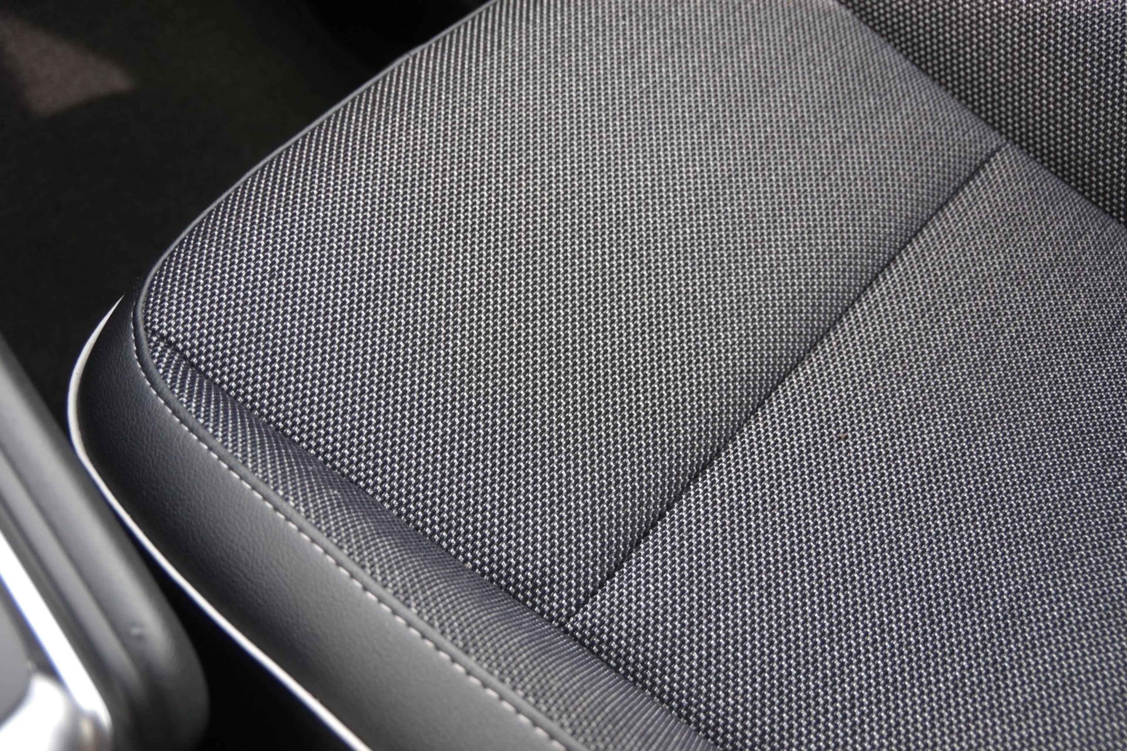 Renault Captur 1.3 TCe 155 Edition One |Dealer onderhouden| — photo 17