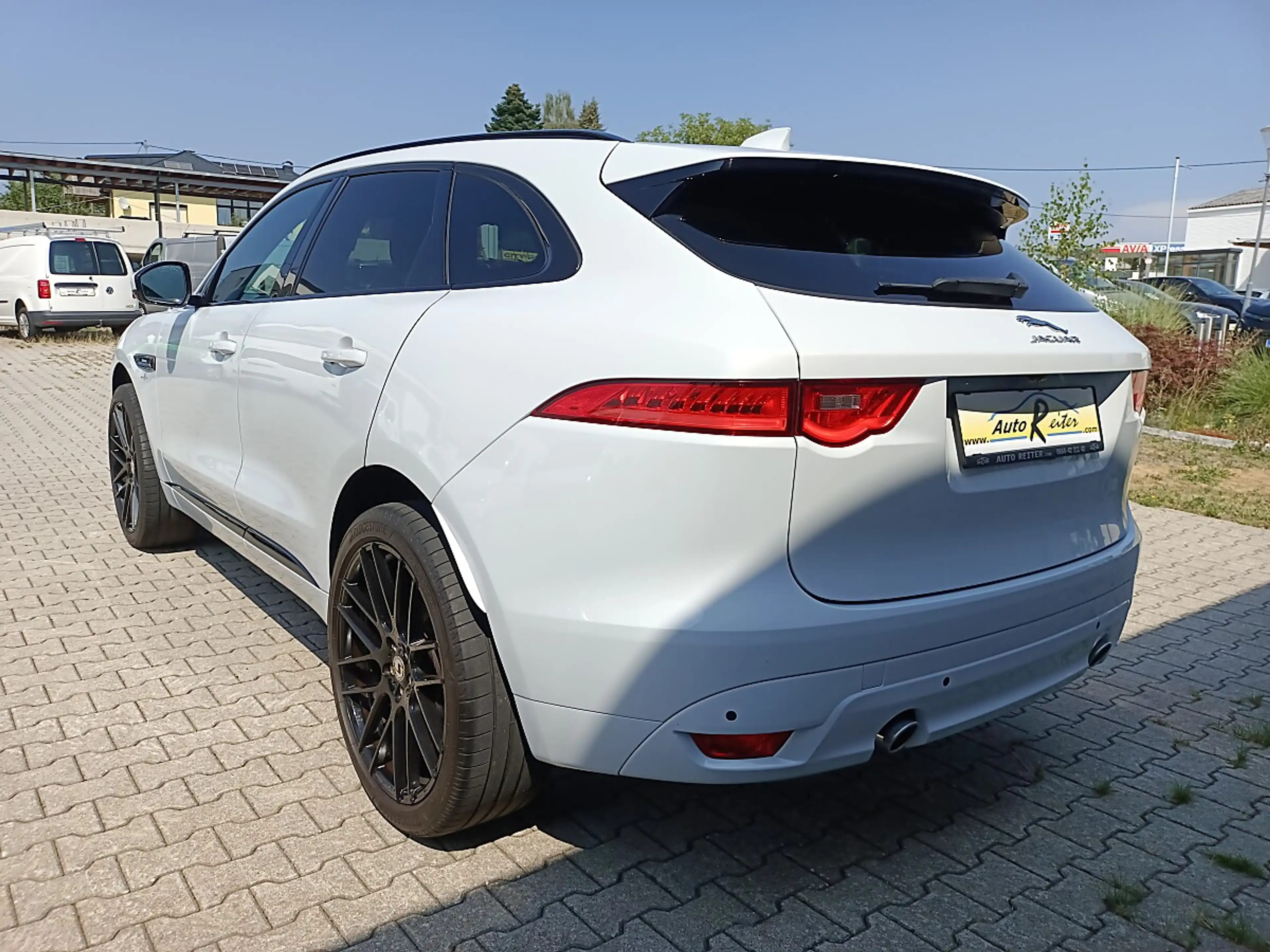 Jaguar F-Pace 25d AWD R-Sport Aut.*LED*WSS-heizung*4x-Sitz-he... — photo 3