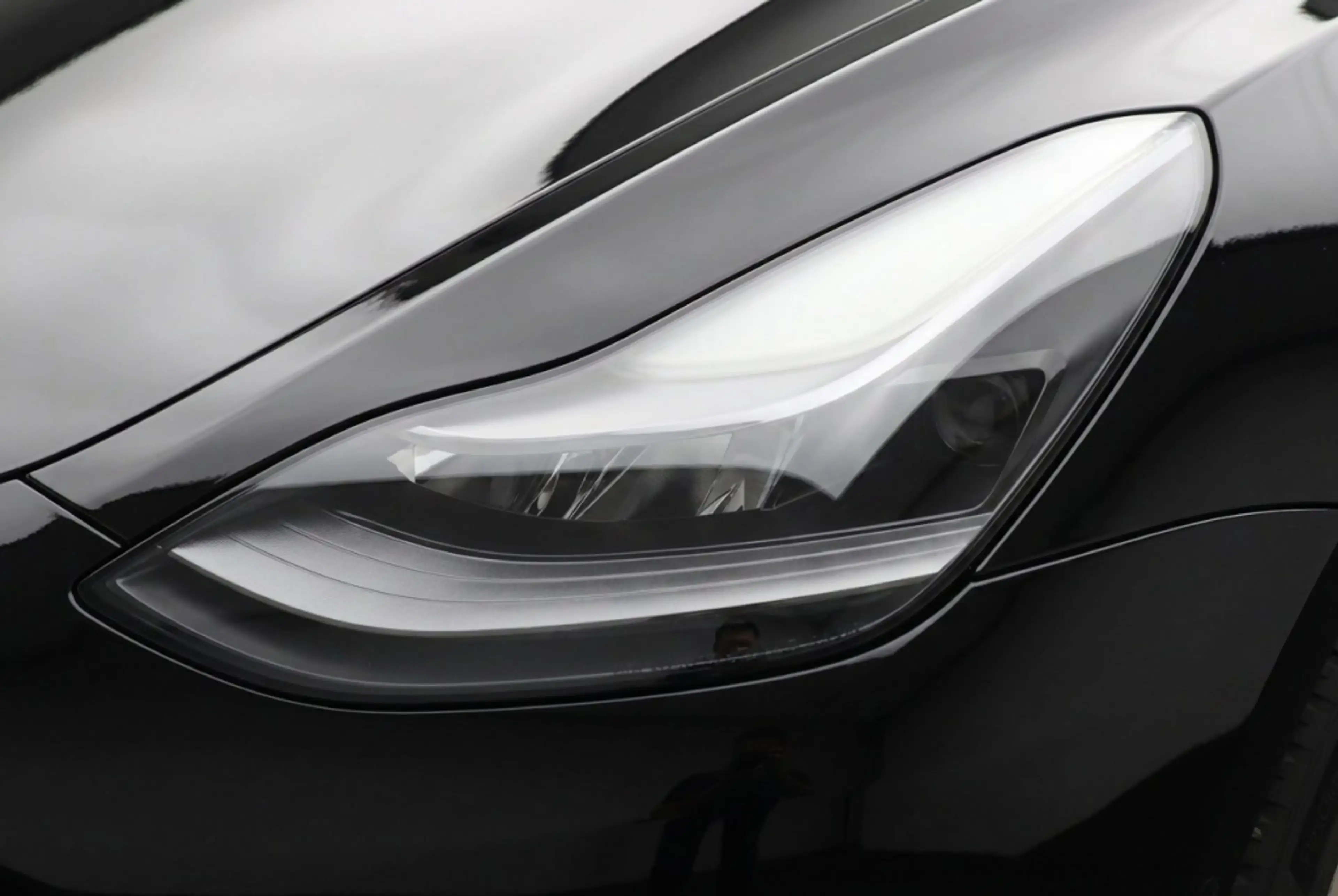 Tesla Model 3 Standard Range Plus RWD 60 kWh AMD Ryzen SOH 94% l — photo 9