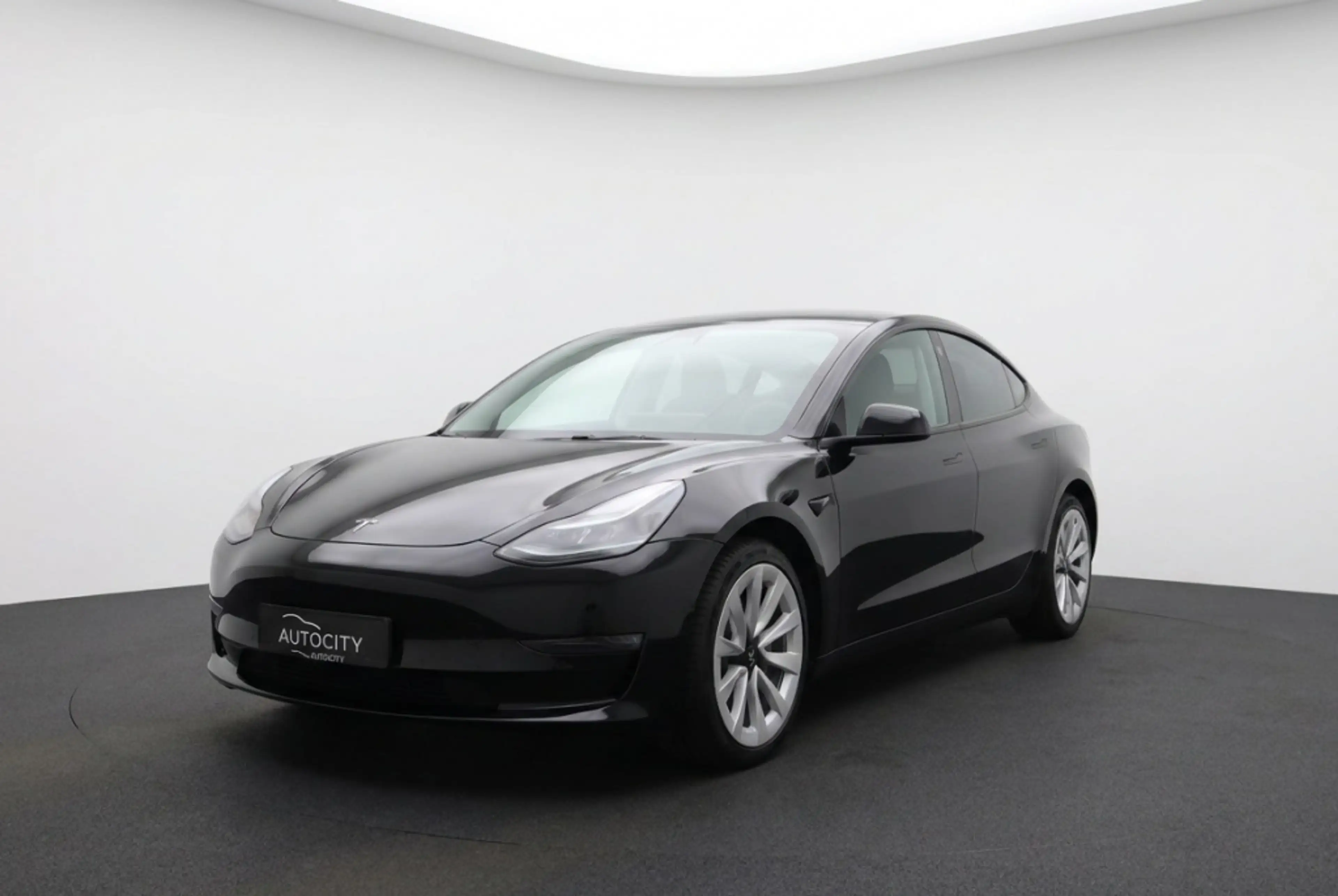 Tesla Model 3 Standard Range Plus RWD 60 kWh AMD Ryzen SOH 94% l