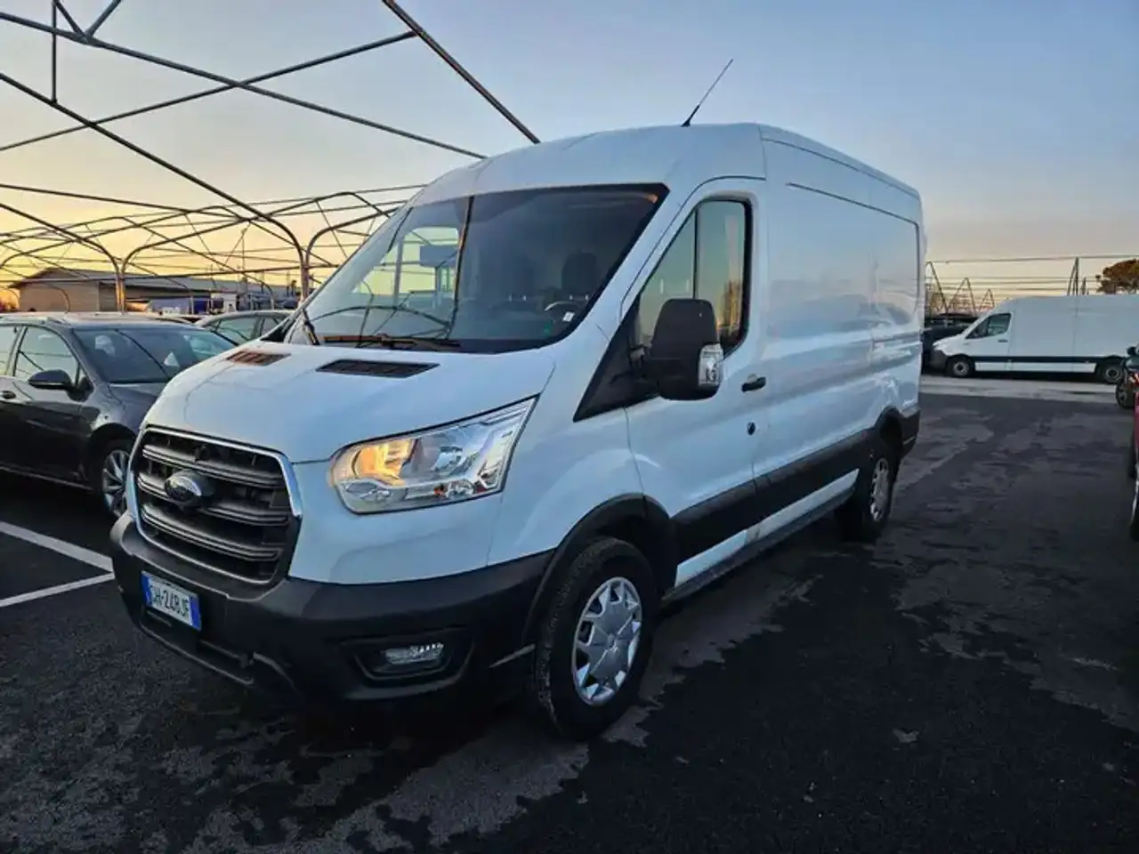 2021 Ford Transit Transit 330 2.0 Eco Mhev 170CV - GH248JF, photograph 2