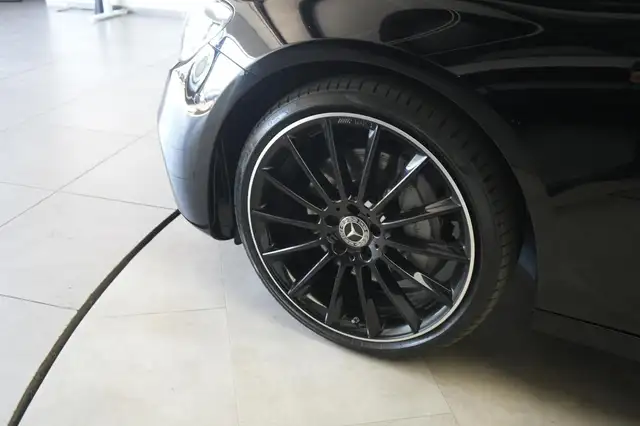 Mercedes-Benz E-Class view 13