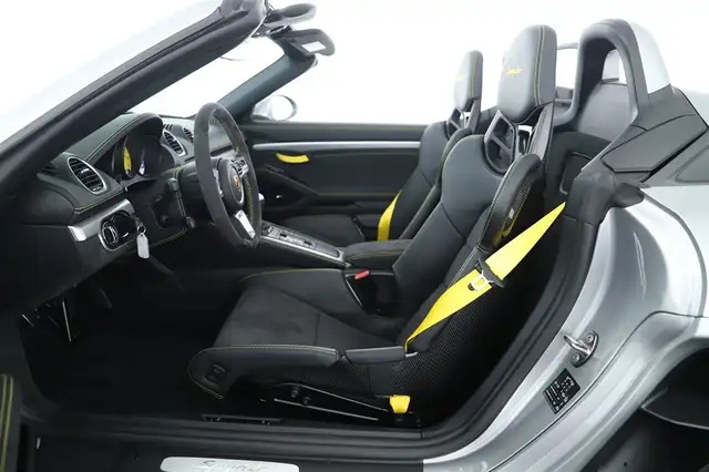 Porsche Boxster 718 Spyder 4.0  - NUR 13.980KM Schalensitze APPROVED Ansicht 11