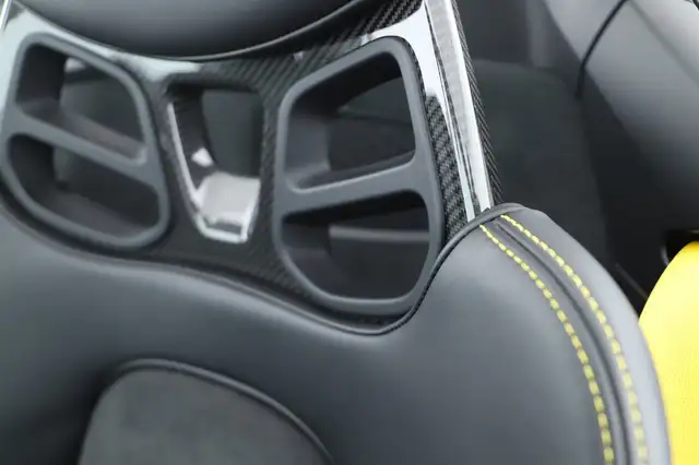 Porsche Boxster 718 Spyder 4.0  - NUR 13.980KM Schalensitze APPROVED Ansicht 24