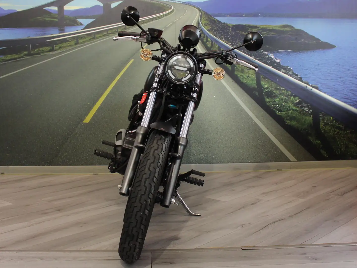 Keeway K-Light 125 abs - 2018 - km 17340 Schwarz - 2