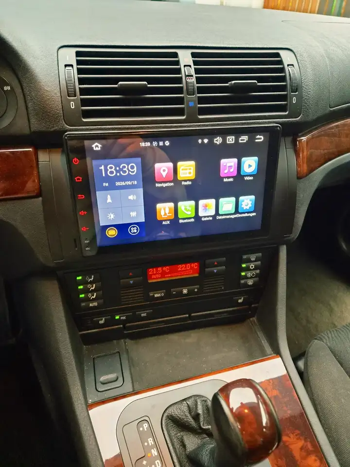 BMW 520i, foto 7