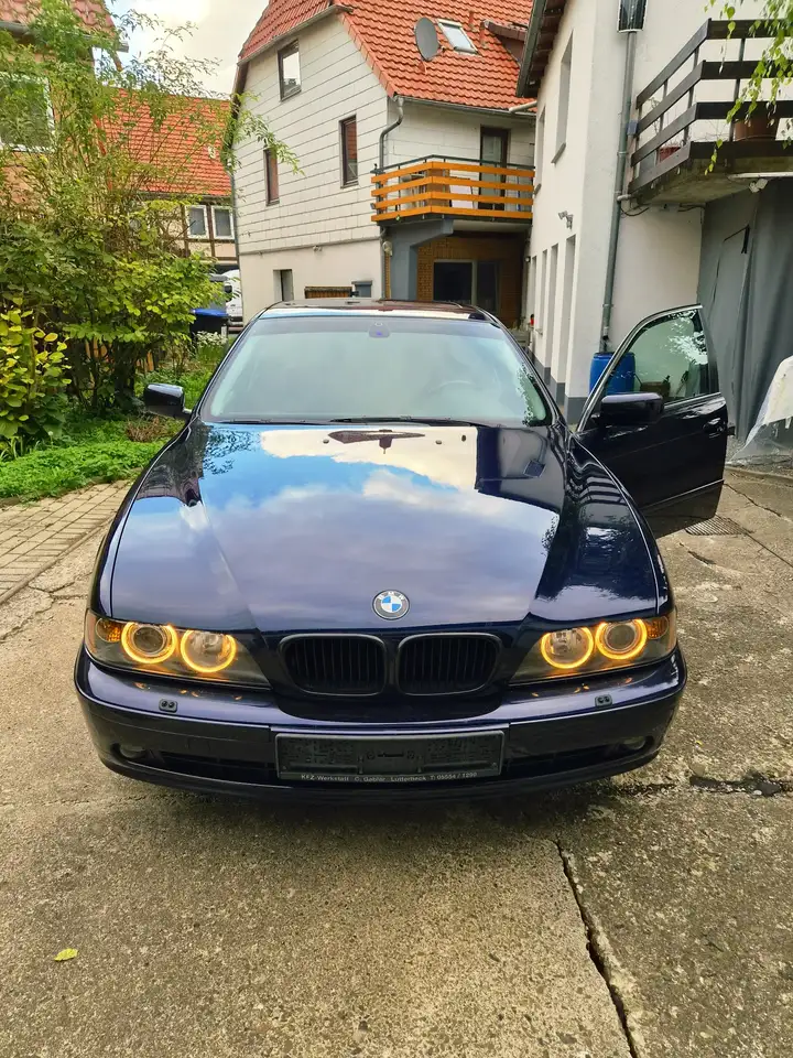BMW 520i, foto 2